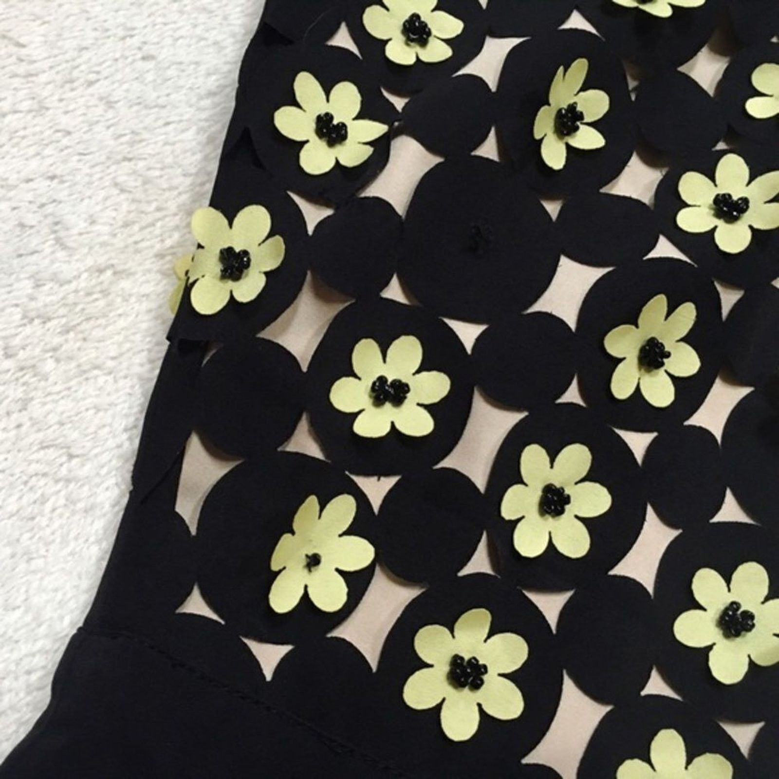 River Island River Island Beaded Flower Midi Skirt | Sz 4 Size 27" / US 4 / IT 40 - 5 Thumbnail