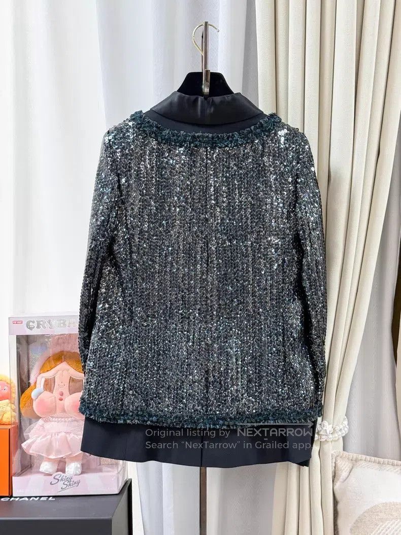 Chanel Chanel Two-piece long-sleeved suit jacket full of sequins Size XS / US 0-2 / IT 36-38 - 3 Thumbnail