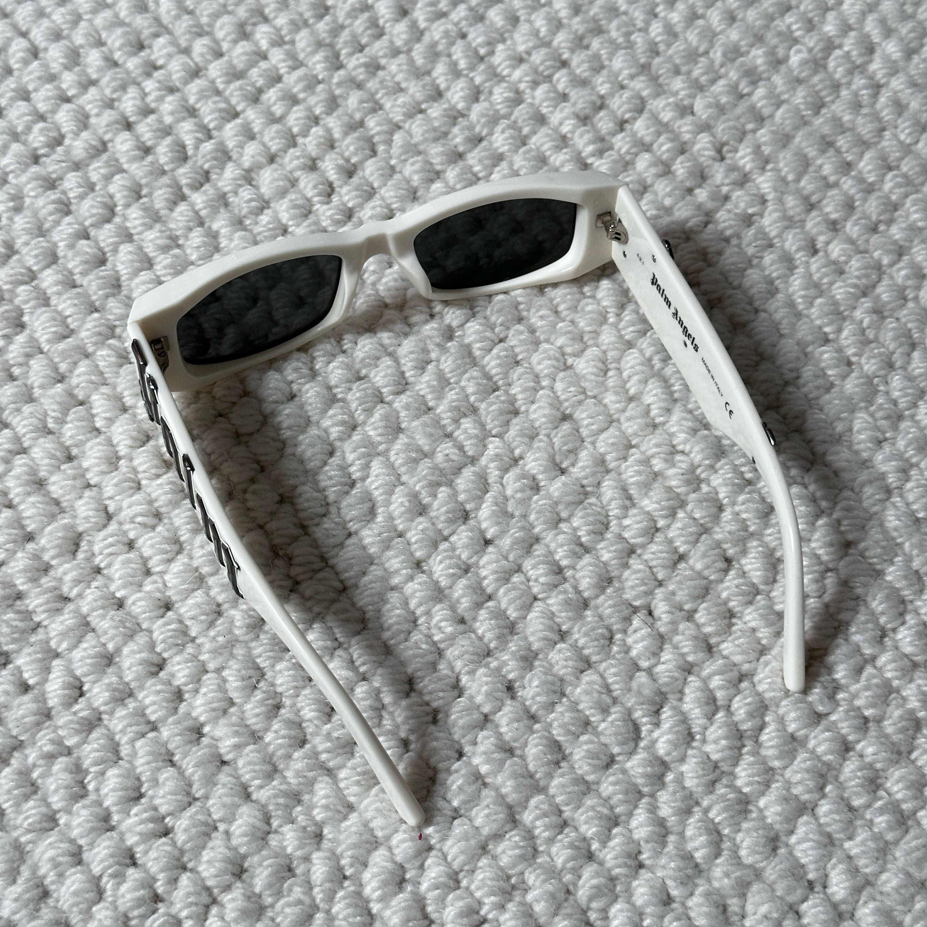 Palm Angels PALM ANGELS PERI007 S22PLA0010172 Sunglasses WHITE Size ONE SIZE - 3 Thumbnail