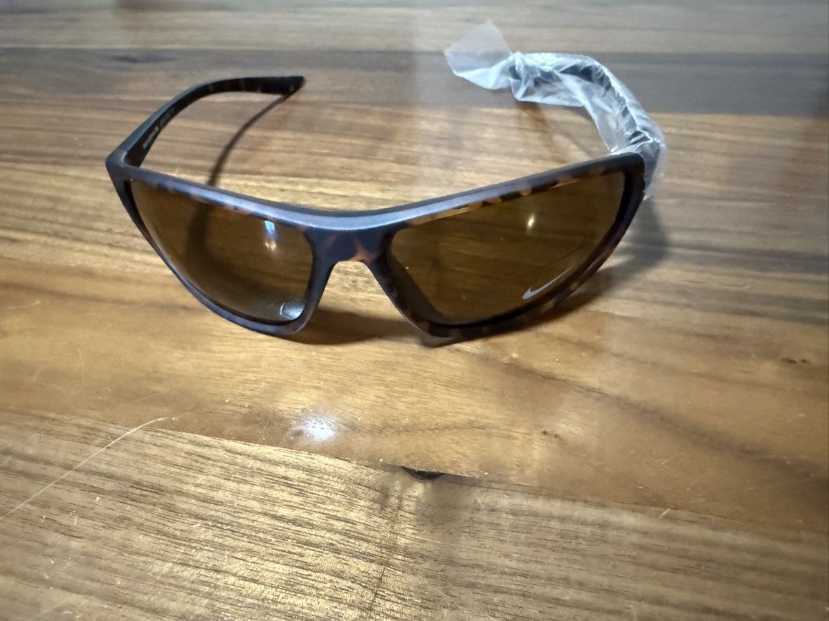Nike NIKE Adrenaline Sunglasses in Dark Brown Tortoise Brand new Size ONE SIZE - 1 Thumbnail
