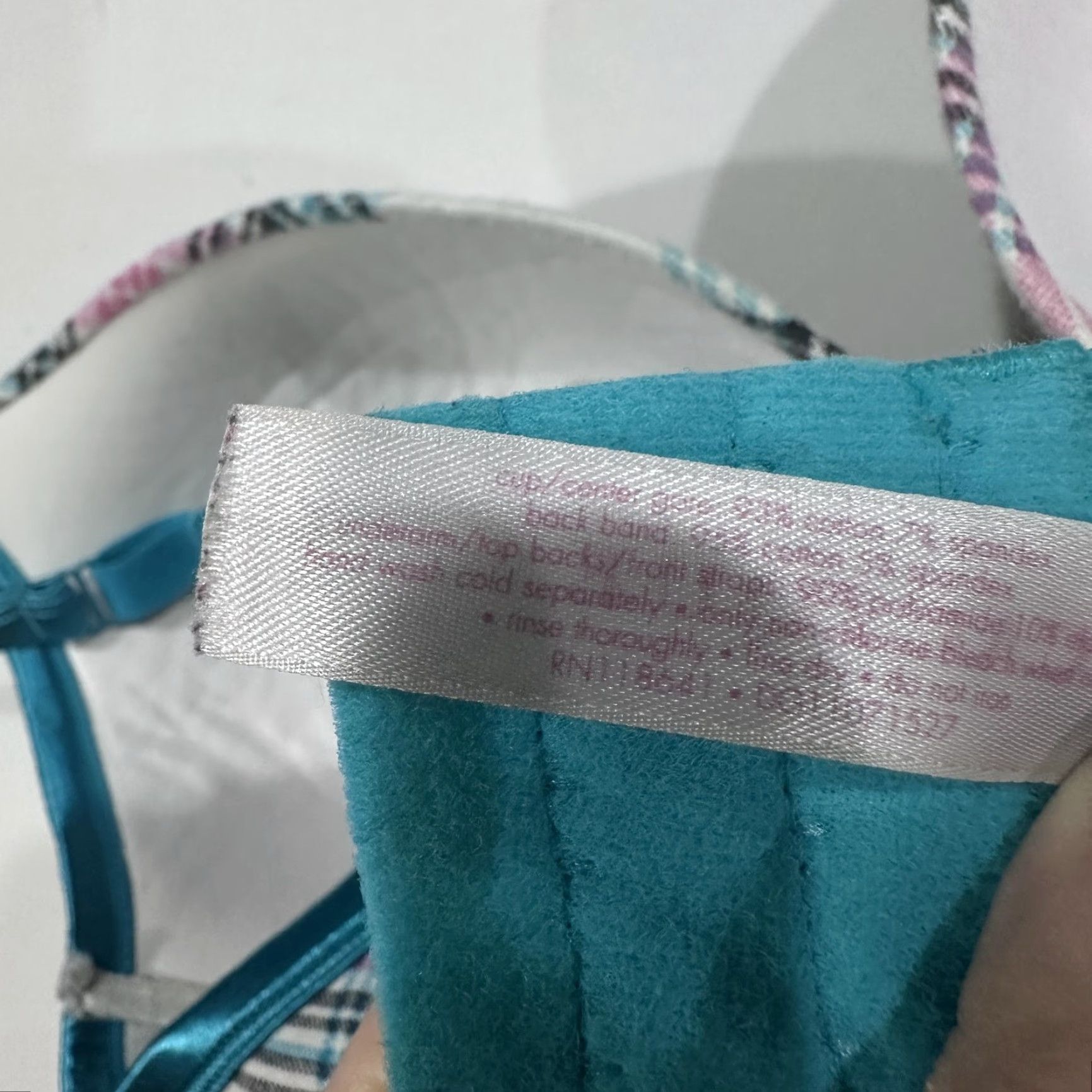 Pinko Cacique Bra Womens 42C Multicolor Plaid Underwire Padded Back Closure T-Shirt Bra Size 42C Womens Size ONE SIZE - 4 Thumbnail