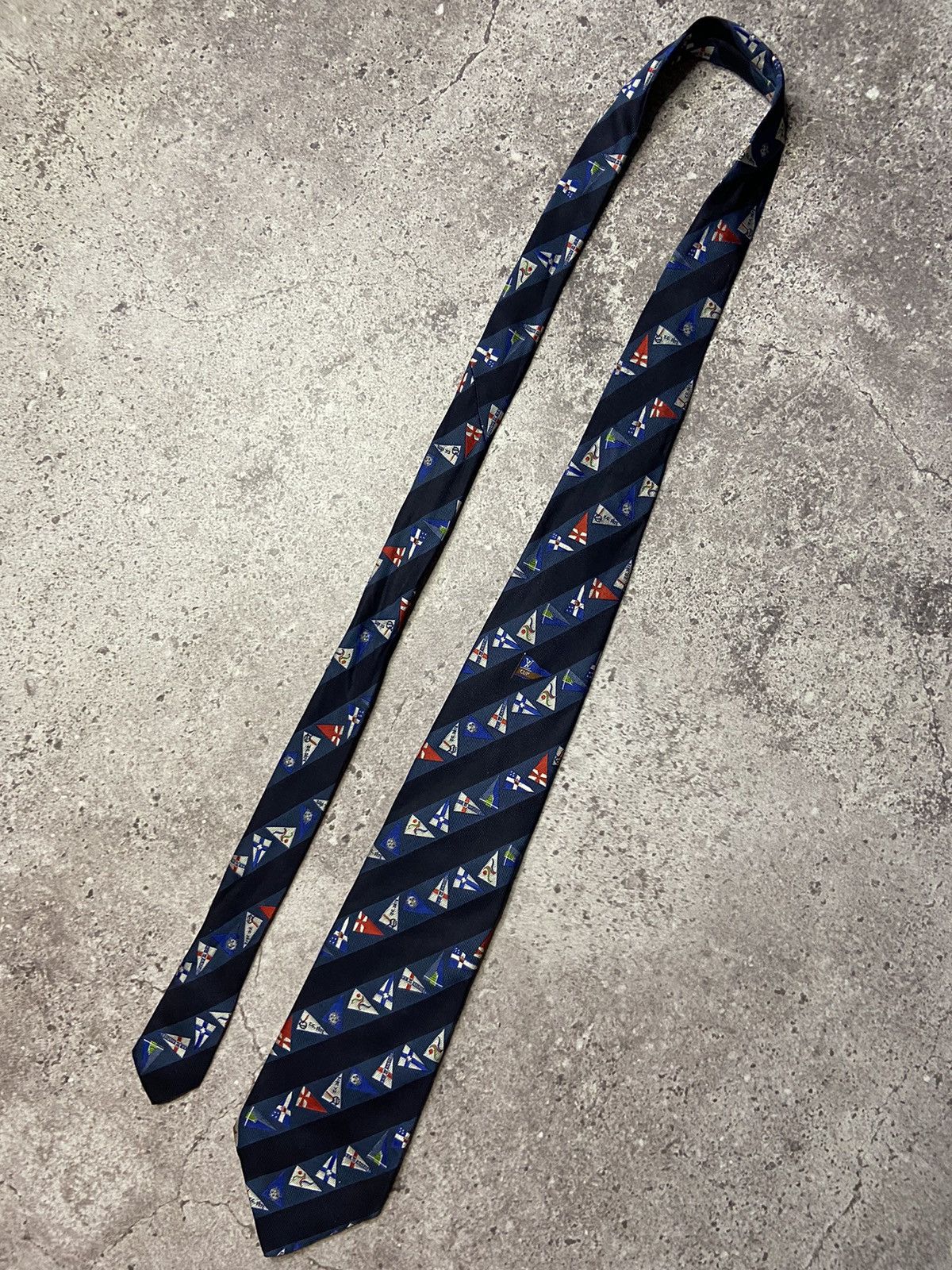 Louis Vuitton Vintage Louis Vuitton Cup Silk Tie Size ONE SIZE - 7 Thumbnail