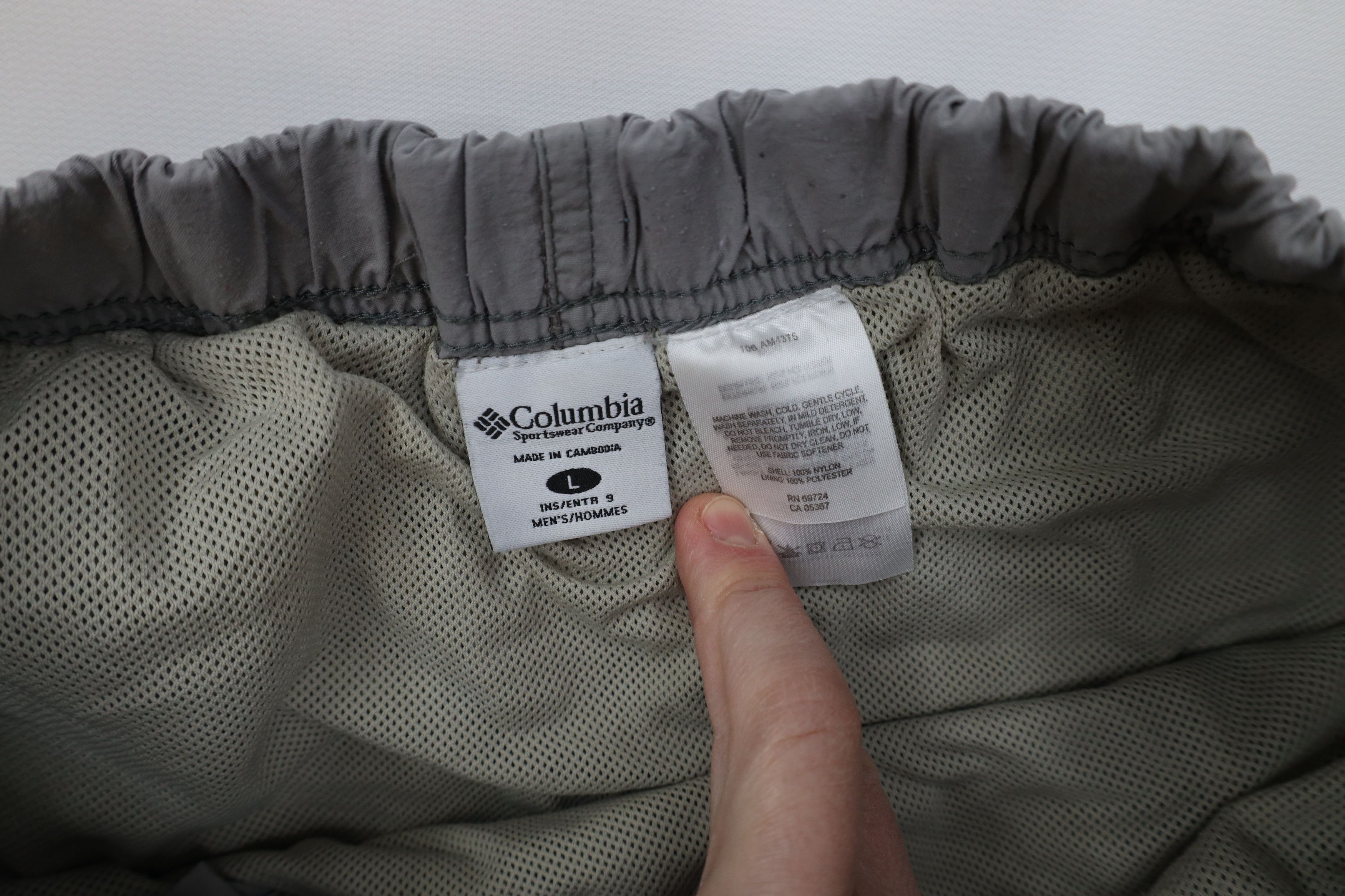 Columbia Vintage Columbia Lined Belted Above Knee Cargo Shorts Gray Size US 34 / EU 50 - 7 Thumbnail