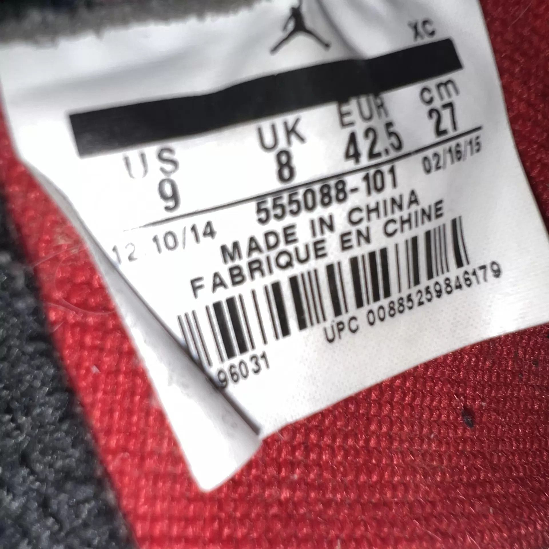 Nike AJ1 Chicago 2015 Size 42.5 Like New With Box Size US 9 / EU 42 - 8 Thumbnail