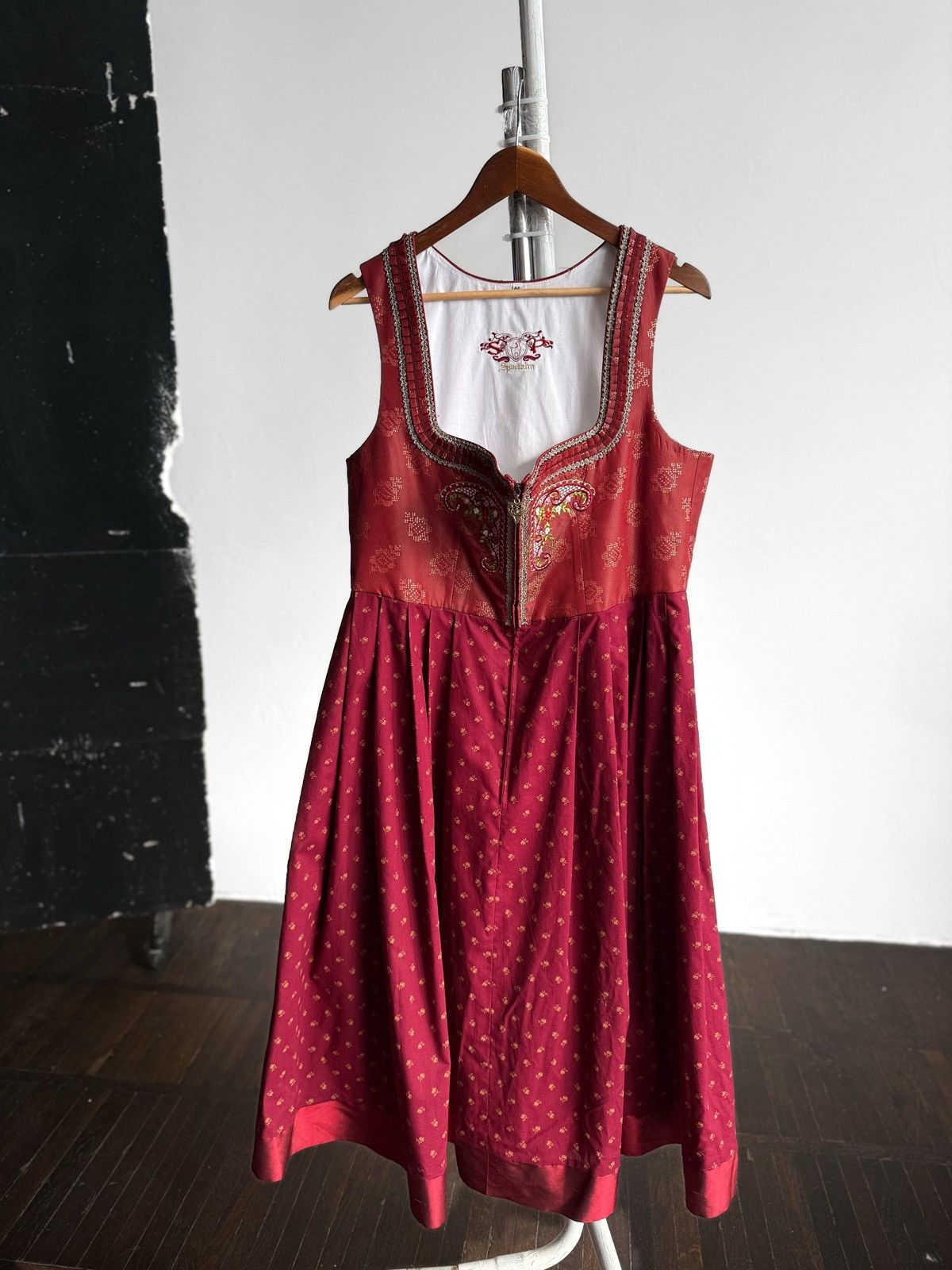 Sportalm Kitzbuhel Sportalm Womens Dirndl Dress Red Traditional Austrian Midi Size XL / US 12-14 / IT 48-50 - 3 Thumbnail