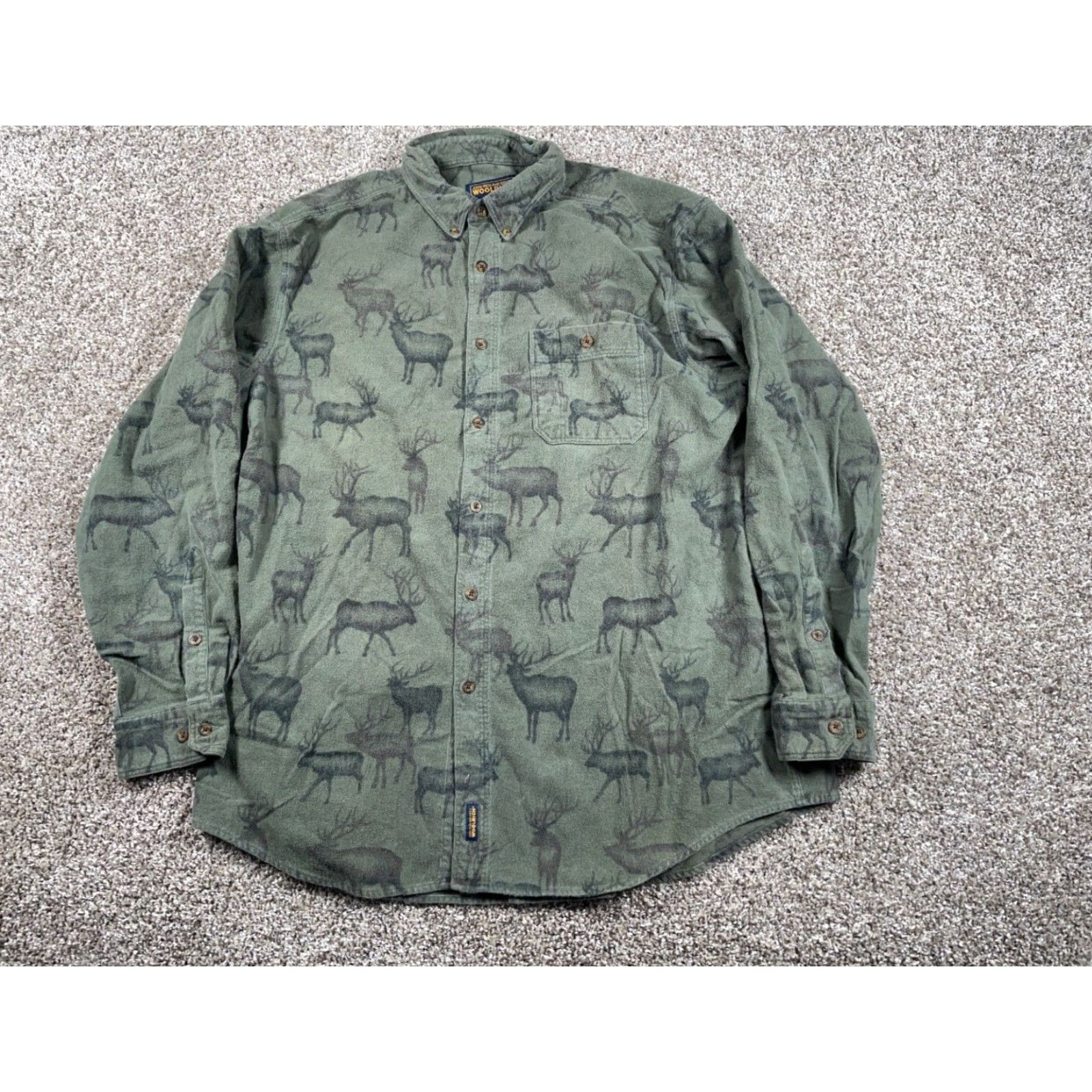 Vintage Woolrich Deer Print Flannel Shirt Adult 2XL Green Casual Workwear Mens Size US XXL / EU 58 / 5 - 2 Thumbnail