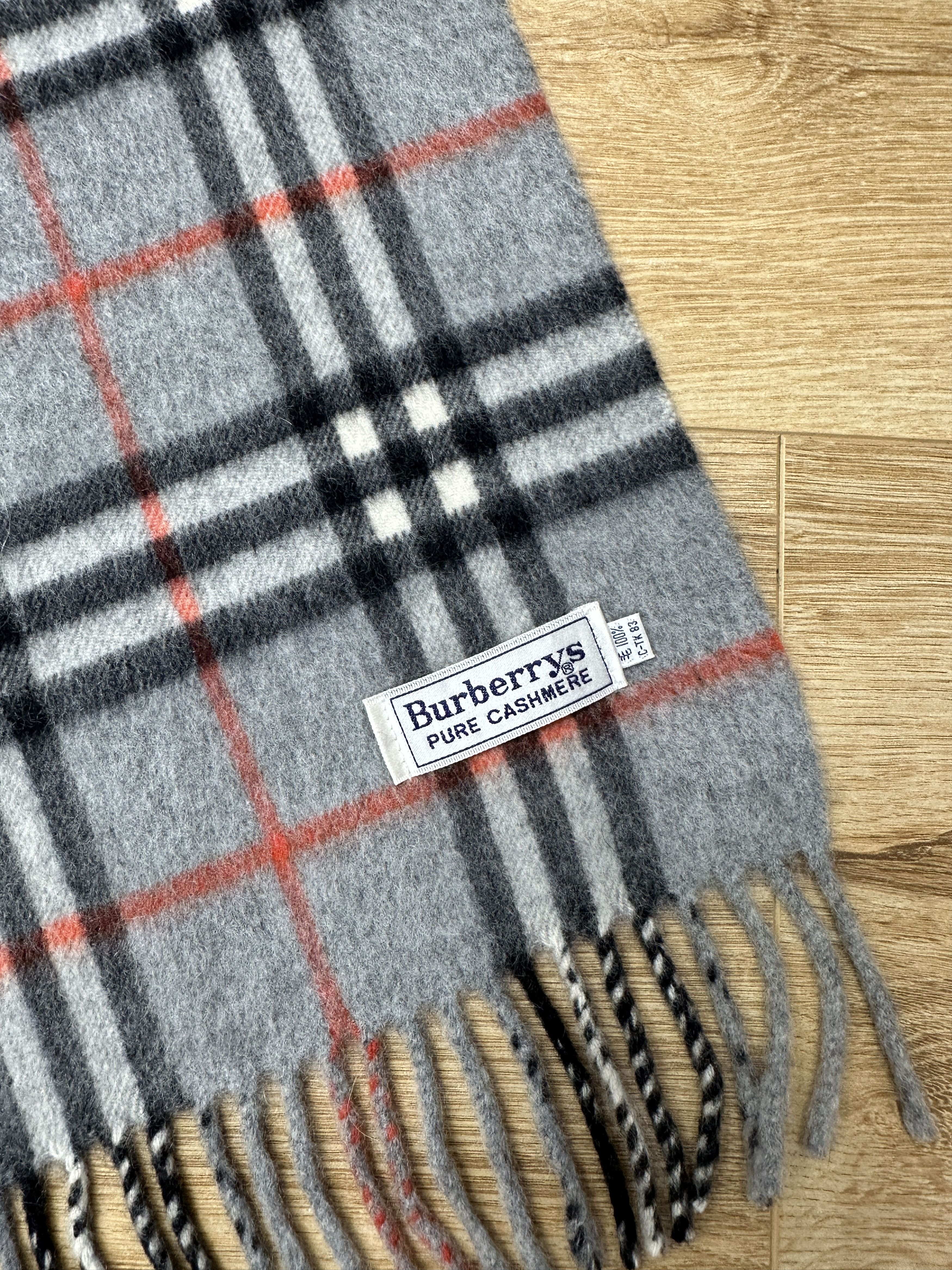 Burberry Burberrys Pure Cashmere Check Made in Scotland 140 x 31cm Size ONE SIZE - 3 Thumbnail