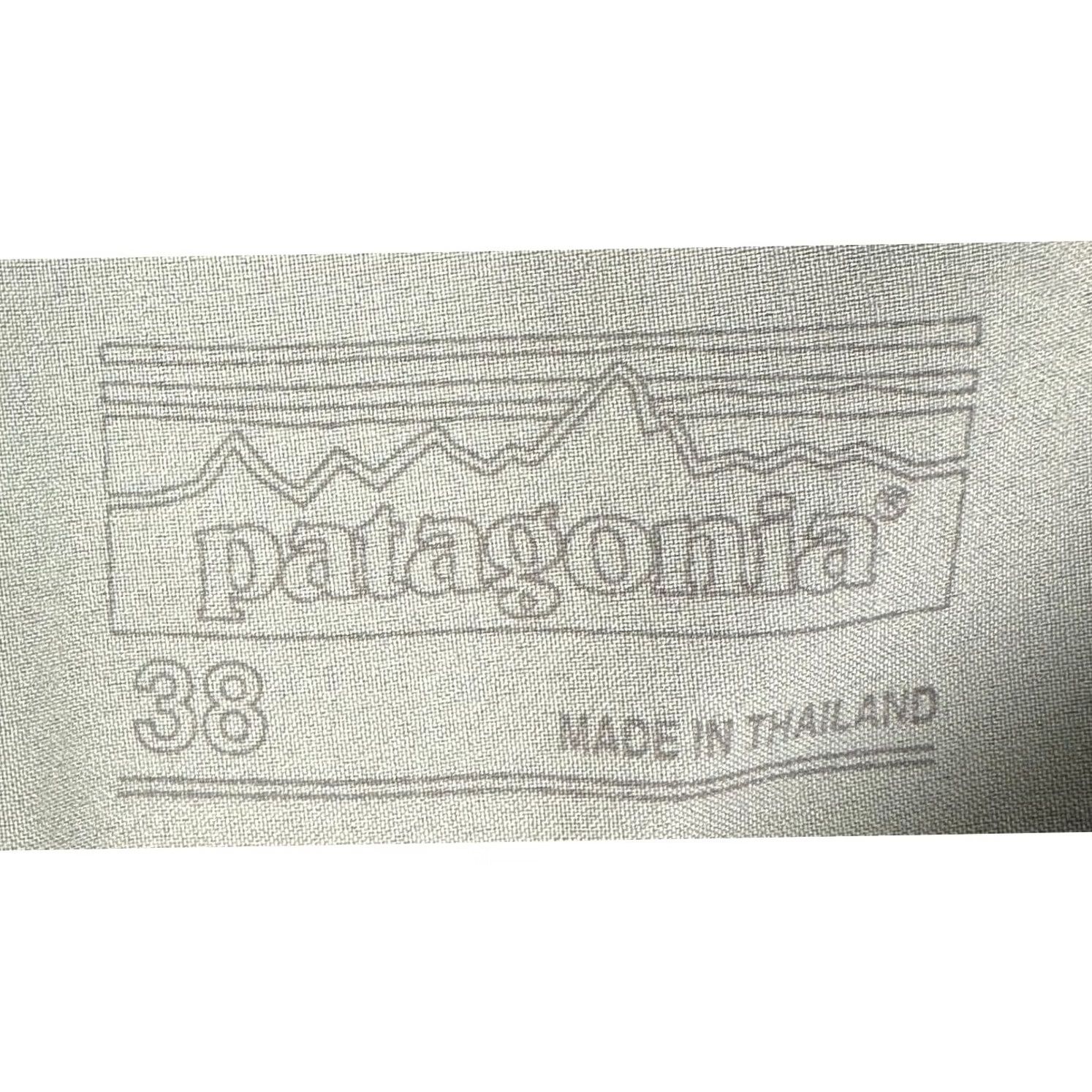 Patagonia Patagonia Board Shorts Mens 38 Blue Striped Quick Dry Stretch Pockets Drawstring Surf Trunks Size US 38 / EU 54 - 3 Thumbnail