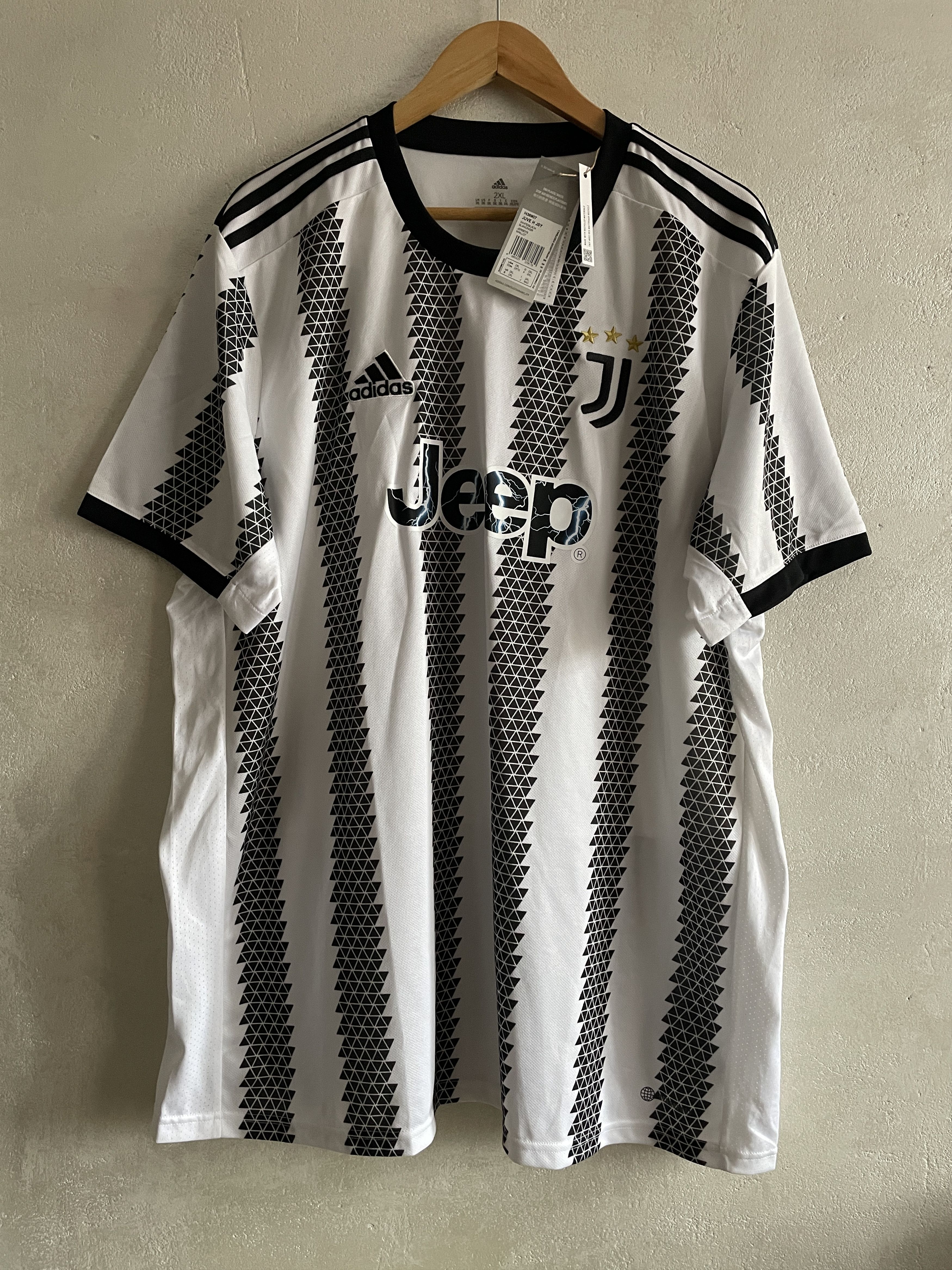 Adidas Juventus Home Kit Shirt 2022 2023 Soccer Jersey Size US XXL / EU 58 / 5 - 1 Thumbnail