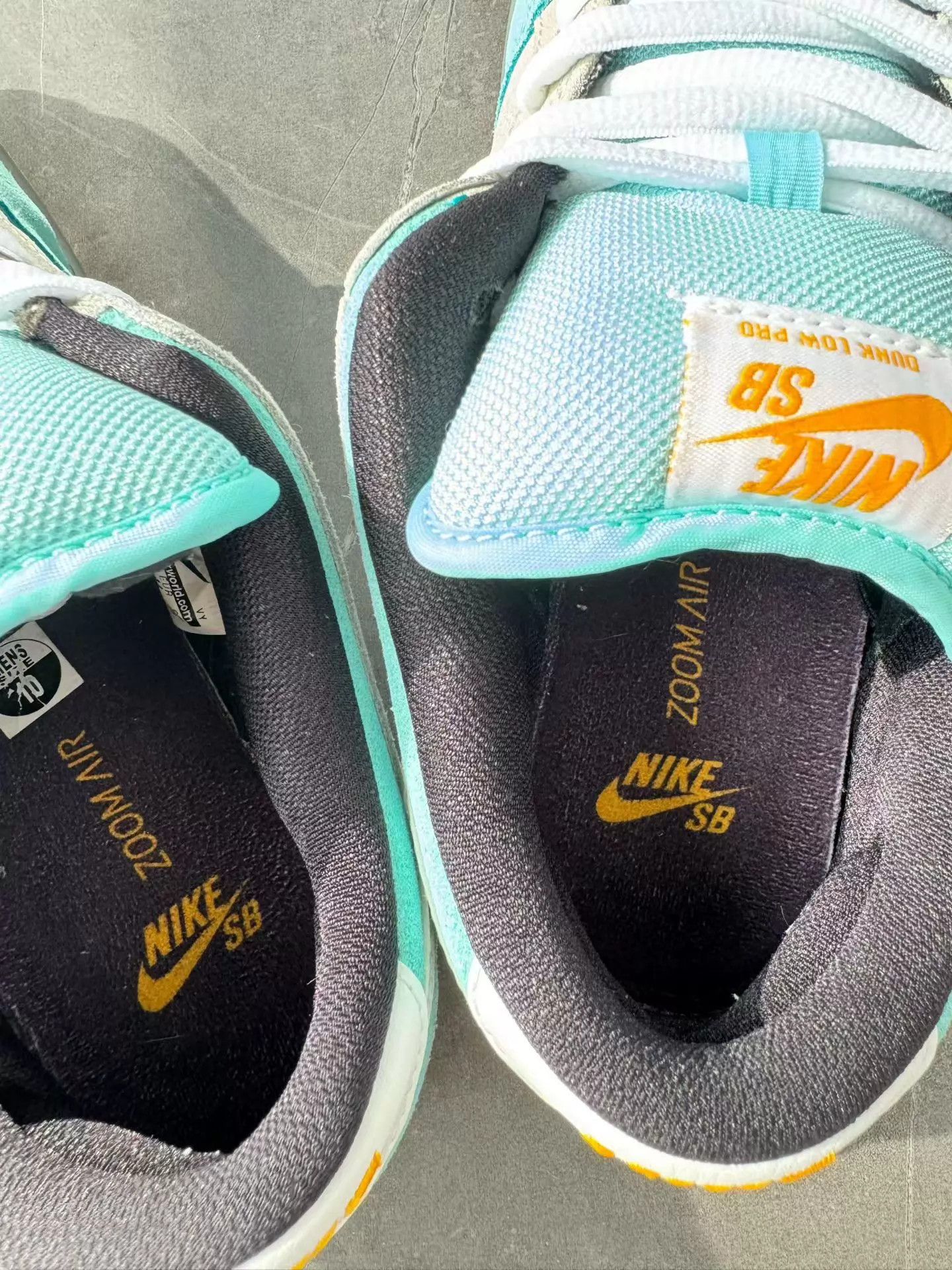 Nike Nike Dunk SB Gulf 2014 44 Worn Once 99 New Size US 10 / EU 43 - 7 Thumbnail