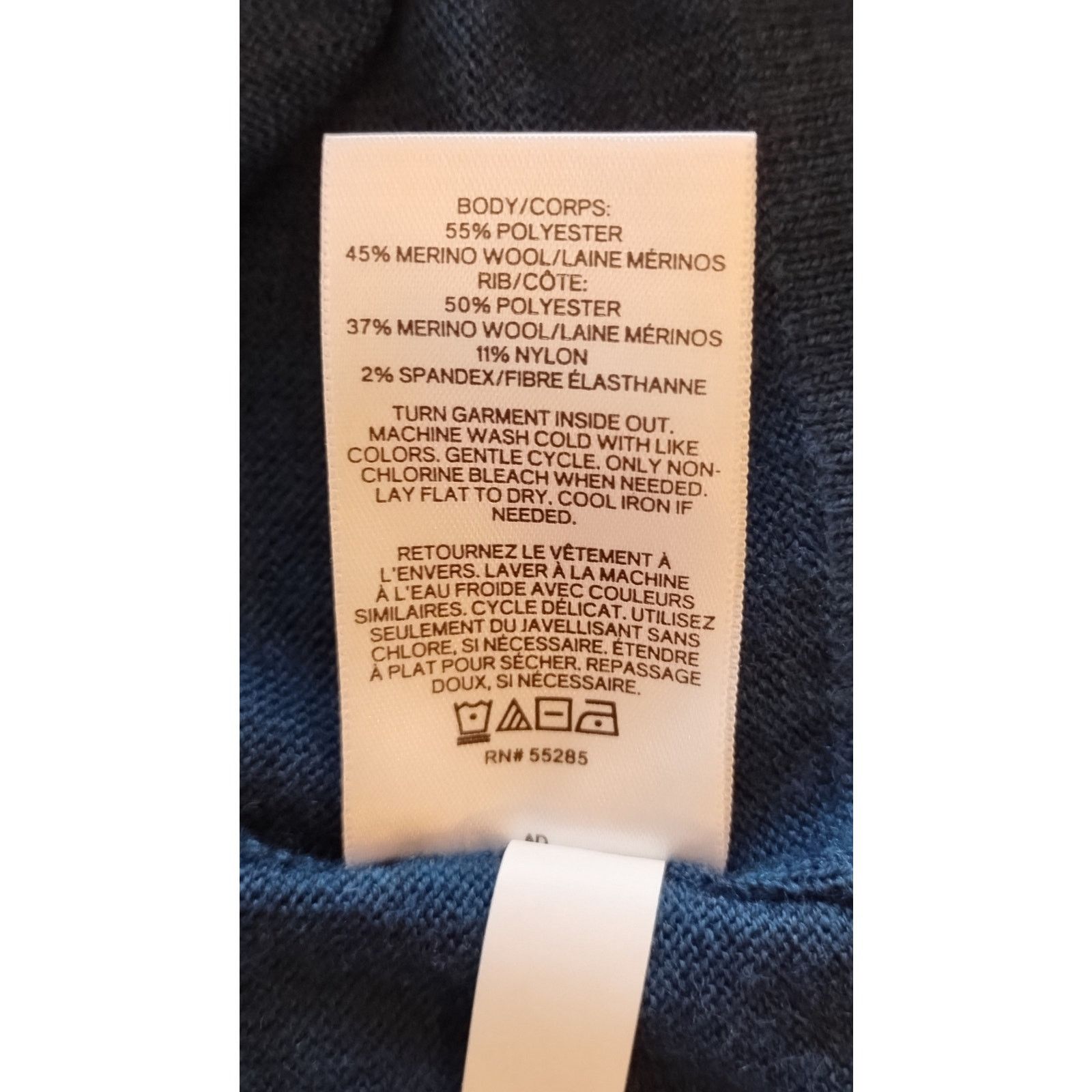 Express Express Solid Merino Wool V-neck Men sweater Casual Large Size US L / EU 52-54 / 3 - 8 Thumbnail