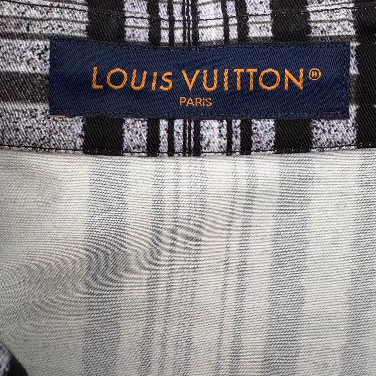 Louis Vuitton Plaid Landscape Print Button-Up Shirt Size US S / EU 44-46 / 1 - 3 Thumbnail
