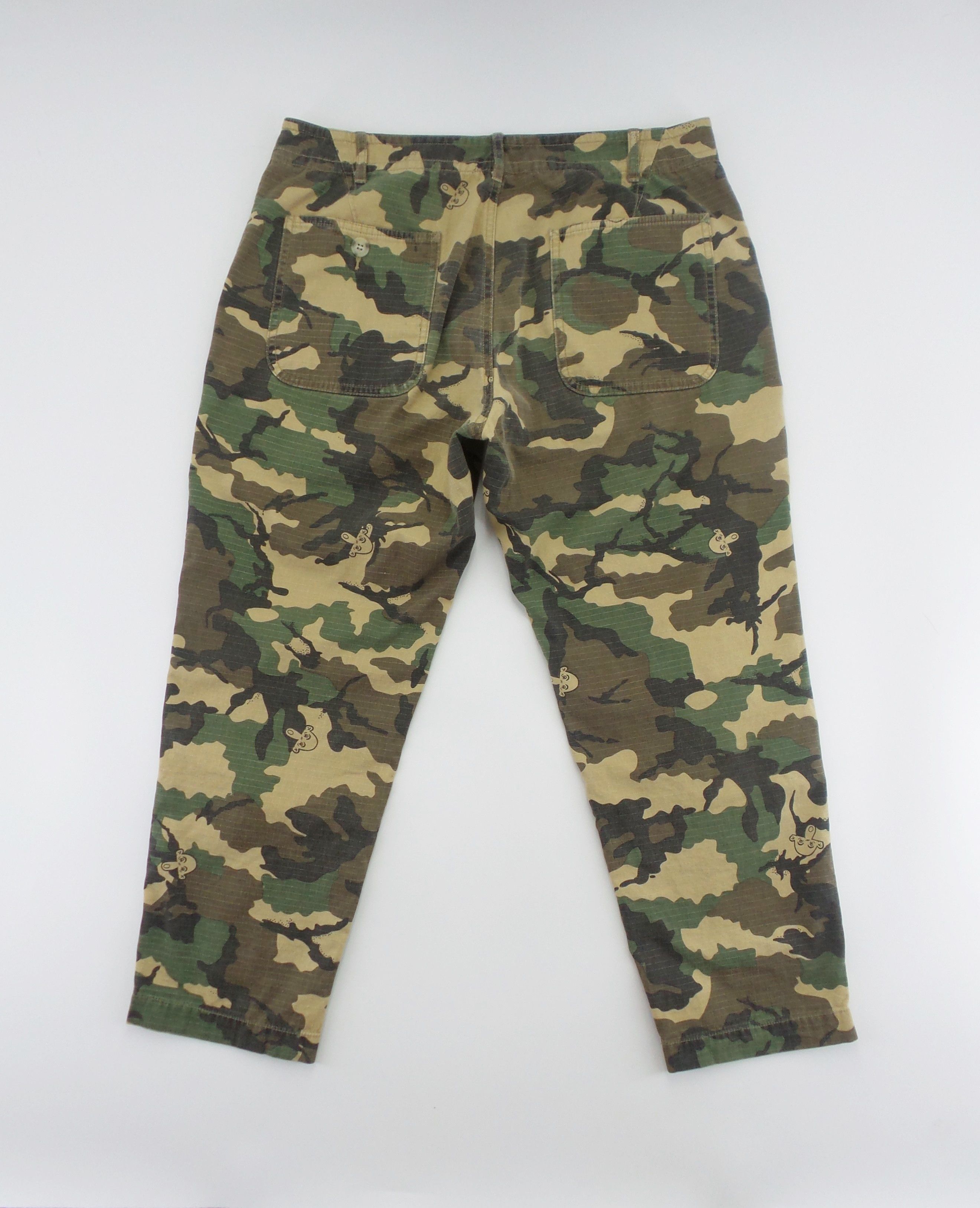 Hypebeast Eric Elms × Kilroy Camouflage Pants W35xL36 Size US 35 - 8 Thumbnail