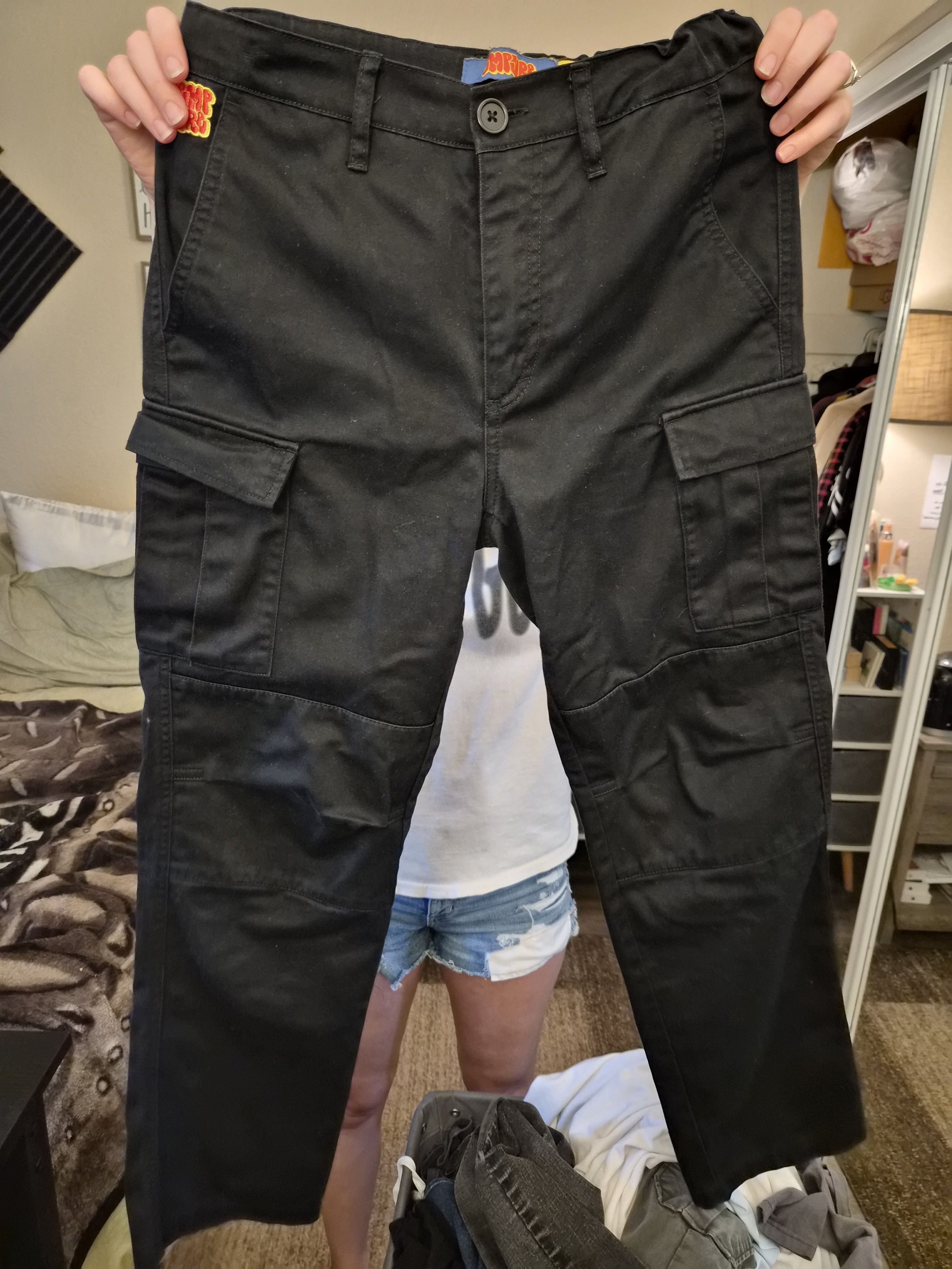 Empyre Empyre youth cargo pants Size US 27 - 1 Thumbnail