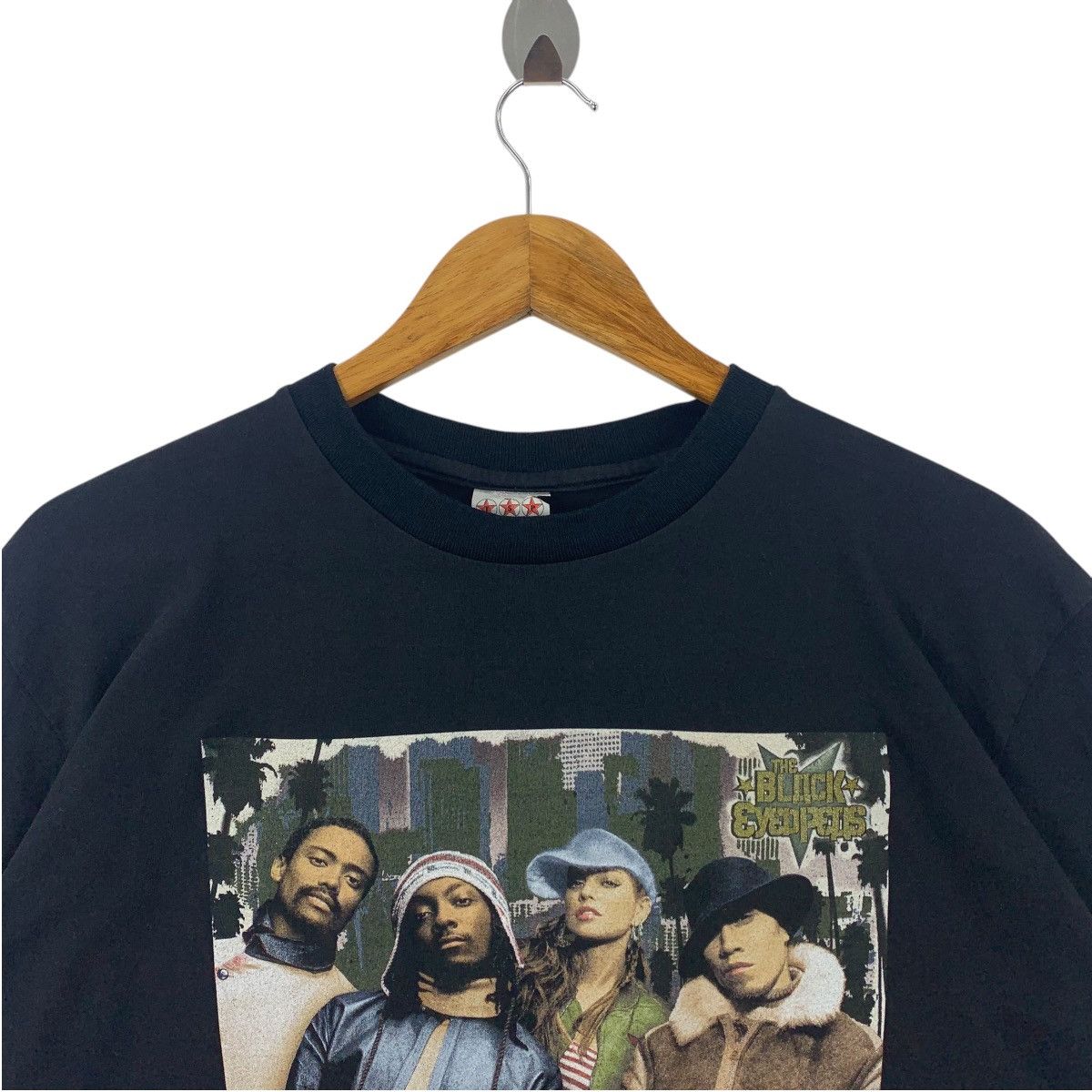 Band Tees × Vintage Vintage Y2k THE BLACK EYE PEAS monkey bisnes 2005 band tees Size US L / EU 52-54 / 3 - 2 Thumbnail