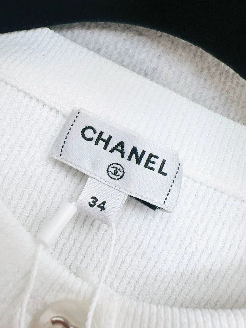 Chanel Chanel Beach Series White and Gray Silk Striped Knitted Ca Size XXS / US 00 / IT 34 - 6 Thumbnail
