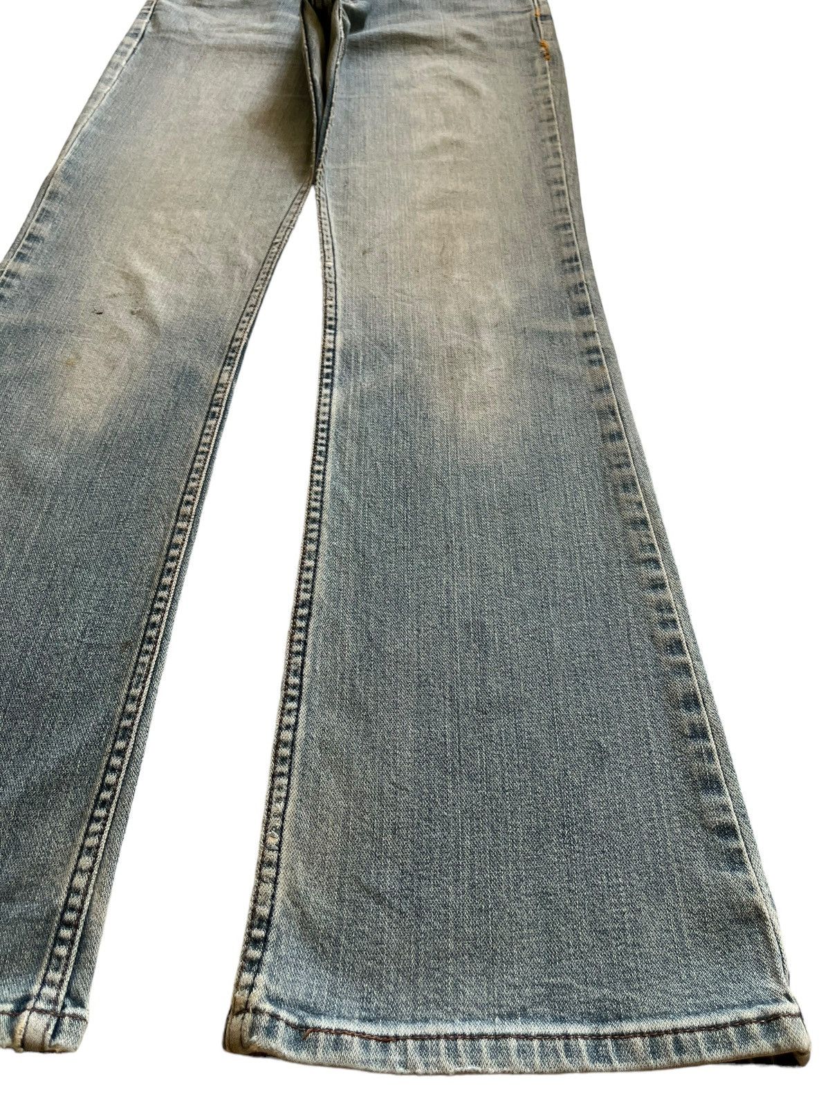 Levi's × Levi's Vintage Clothing Vintage 90s Levis Light Wash Style Distressed Flare Jeans Size US 26 / EU 42 - 7 Thumbnail