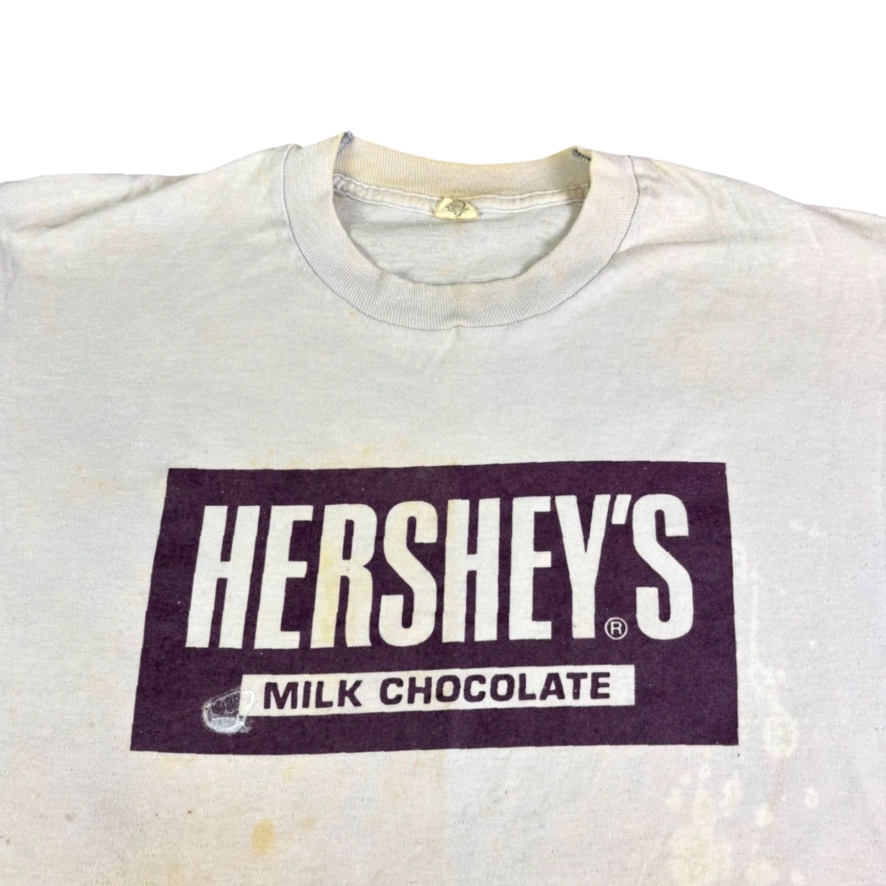 CHOCOOLATE VINTAGE Hershey's Milk Chocolate T Shirt XL White Single Stitch Distressed 80s Mens Graphic Tee Short Sleeve Grunge U.S. Cotton Blend 1980s Size US XL / EU 56 / 4 - 2 Thumbnail