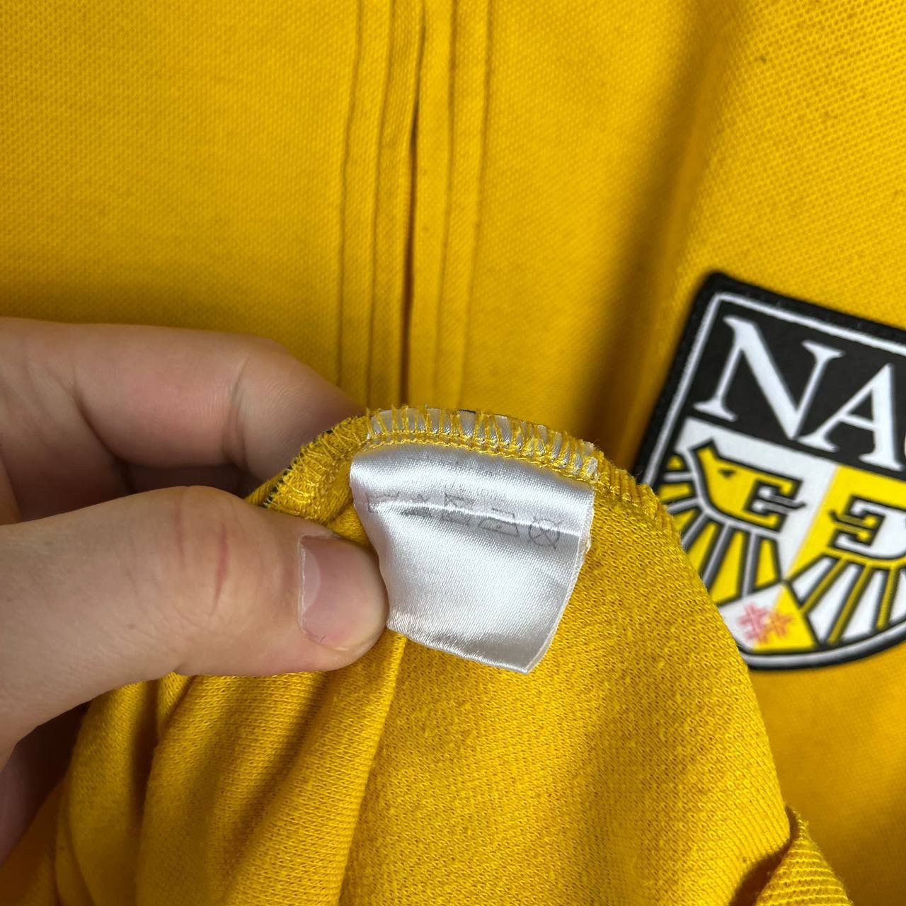 Vintage Umbro NAC Breda Eredivisie Football Soccer Jersey Tshirt Size US L / EU 52-54 / 3 - 10 Thumbnail