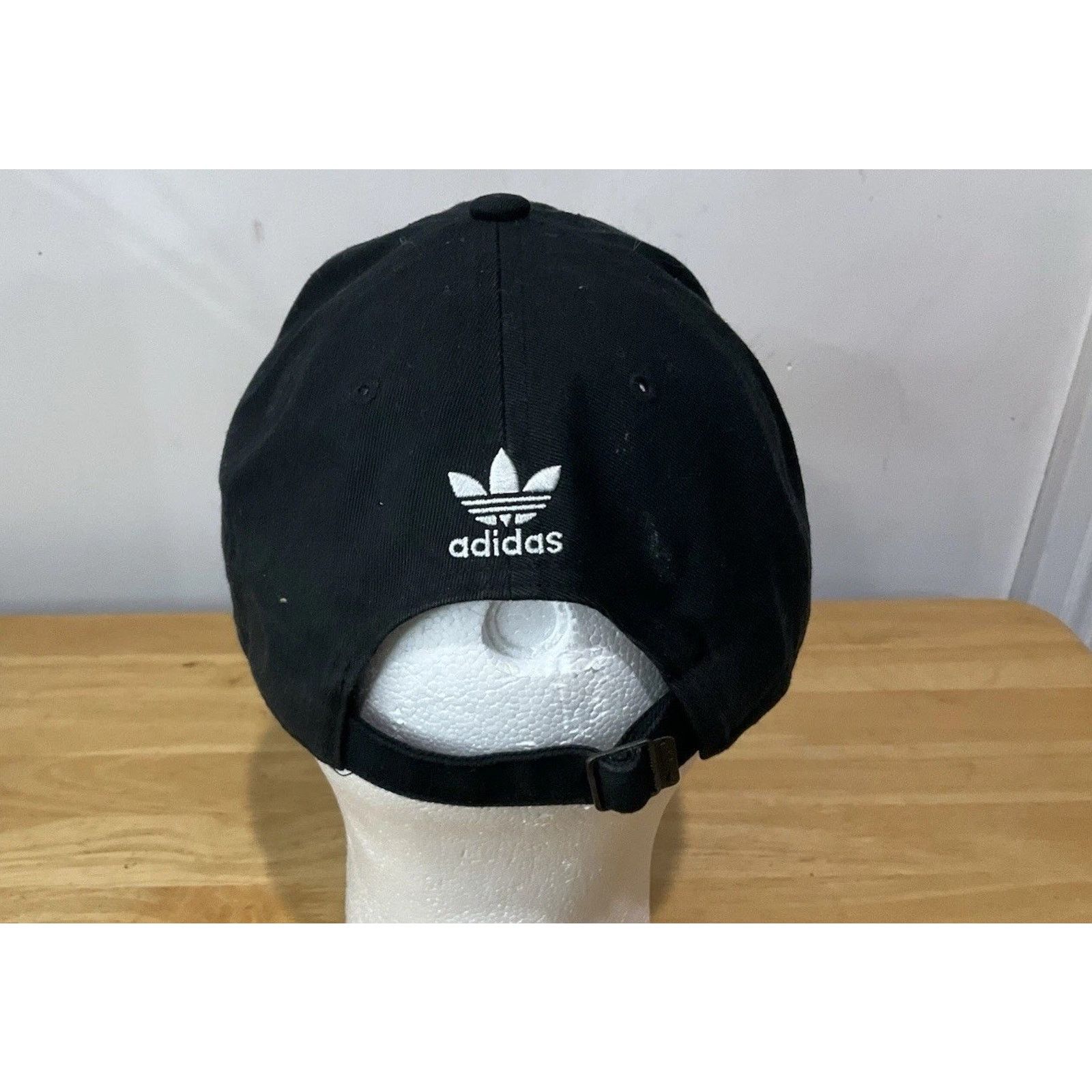 Adidas Adidas Hat Cap StrapBack Black Front Patch Logo Embroidered Size ONE SIZE - 3 Thumbnail
