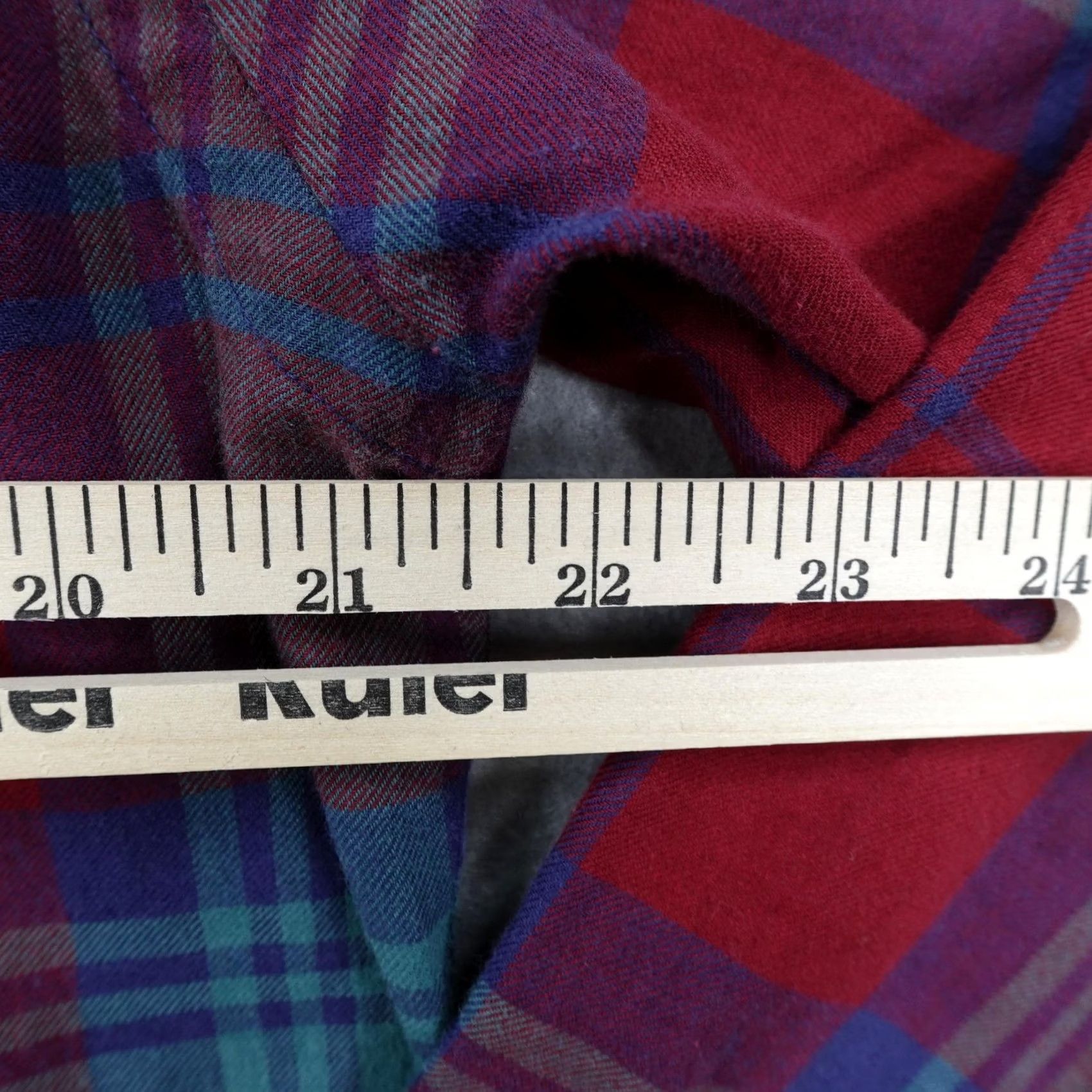 Vintage Vintage Viyella Shirt Mens Medium Red Blue Plaid Button Up Made In USA Twill Size US M / EU 48-50 / 2 - 6 Thumbnail