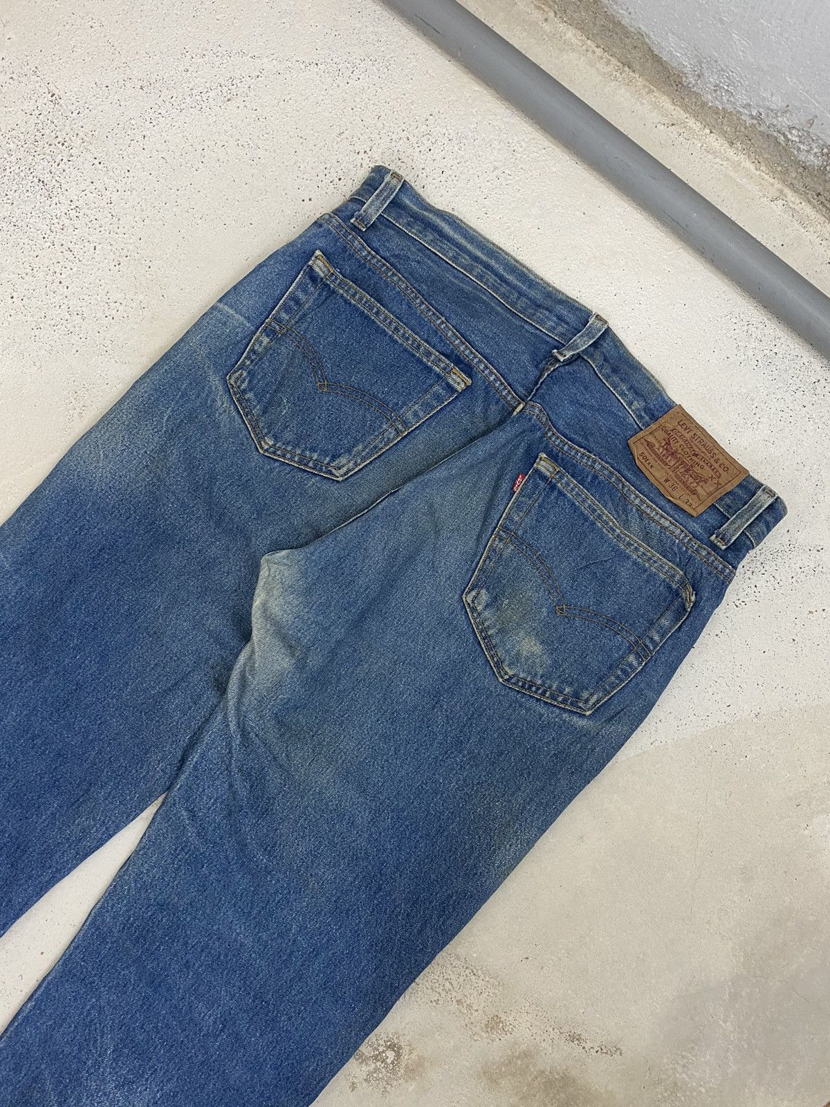 Levi's Vintage 90s Levis 501 XX Button Fly 552 Distressed Blue Jean Size US 34 / EU 50 - 19 Thumbnail