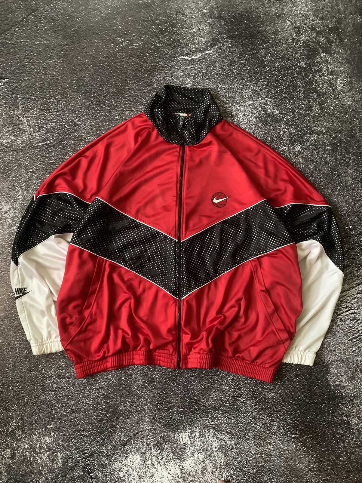 Nike Vintage Nike Basketball Track Top Zip Jacket Size US XL / EU 56 / 4 - 1 Thumbnail