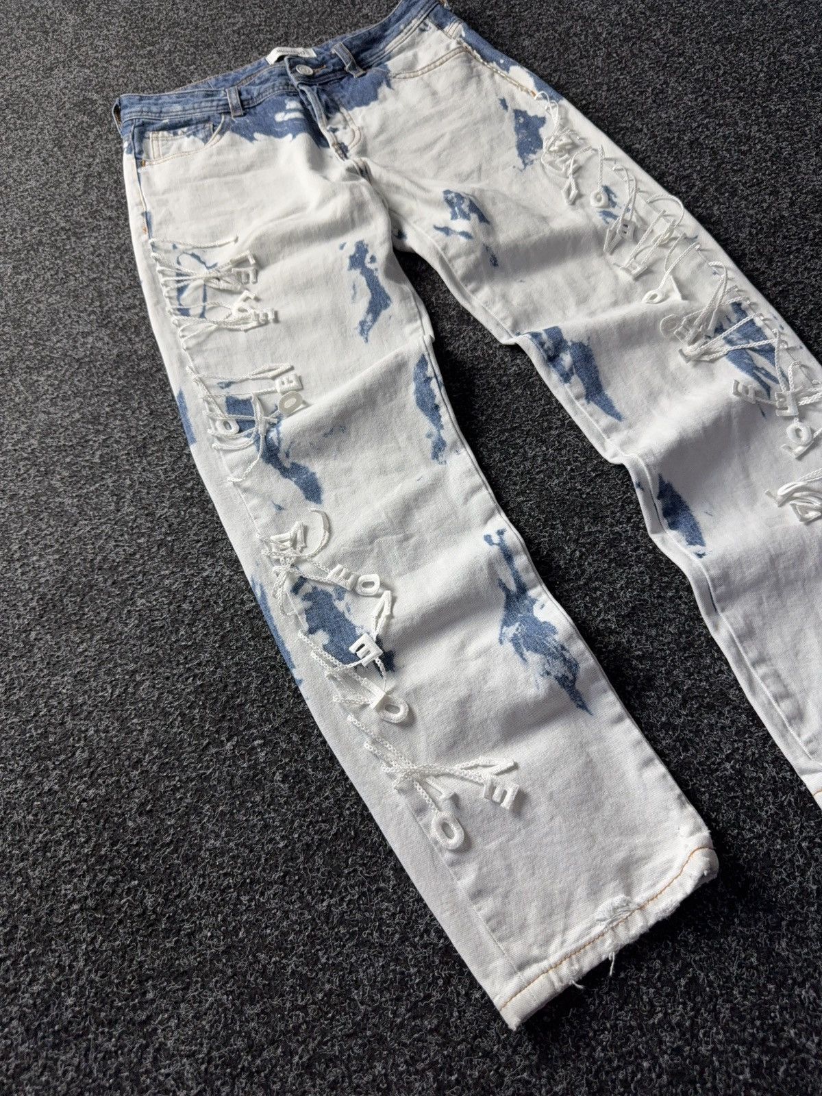 Designer × Desigual Desigual Bleached Lace-Up Jeans with Letter Embroidery Size 28" / US 6 / IT 42 - 2 Thumbnail