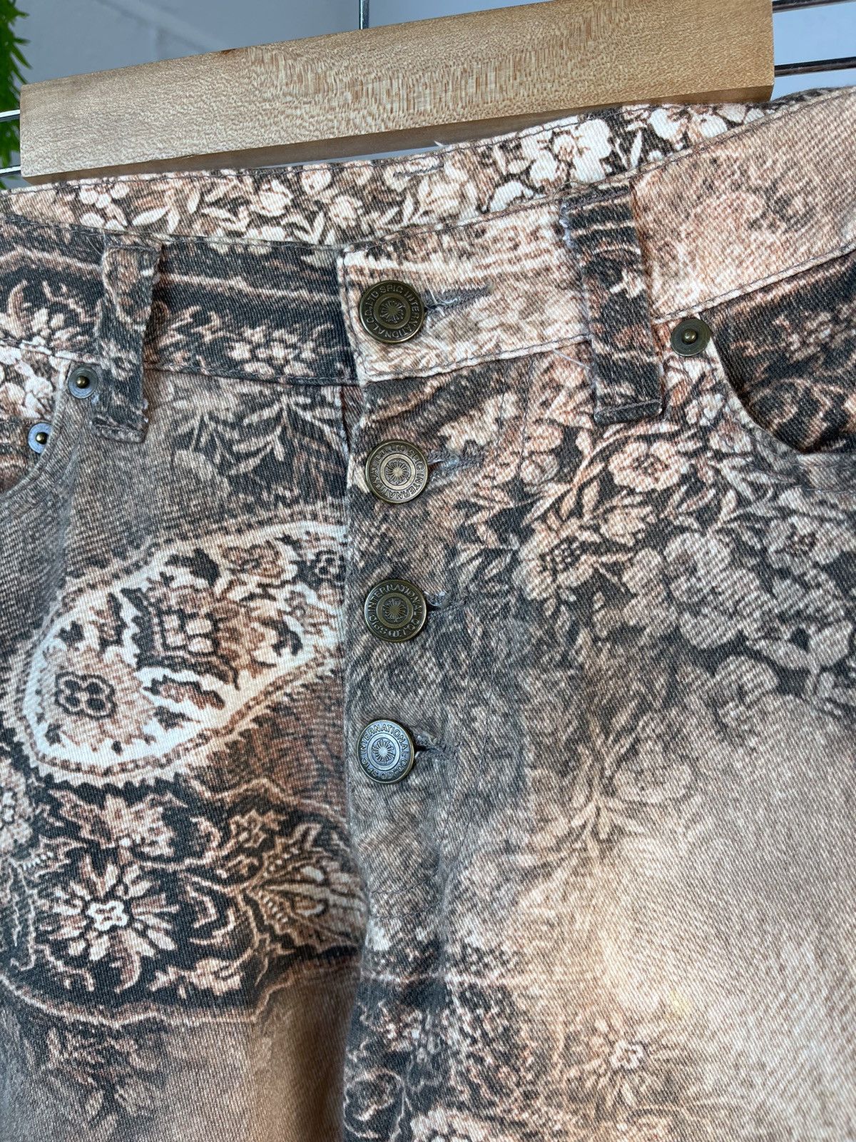 If Six Was Nine × Le Grande Bleu (L.G.B.) × Tornado Mart 2000s Tornado Mart Flare Fullprint Pants Size US 28 / EU 44 - 8 Thumbnail