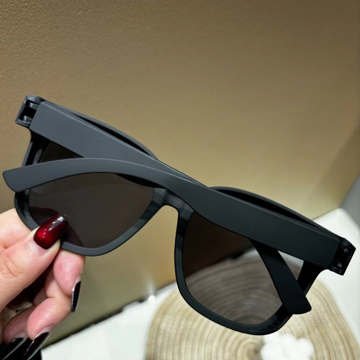 VIBE Dark Street ins style custom avant-garde sunglasses Size ONE SIZE - 6 Thumbnail