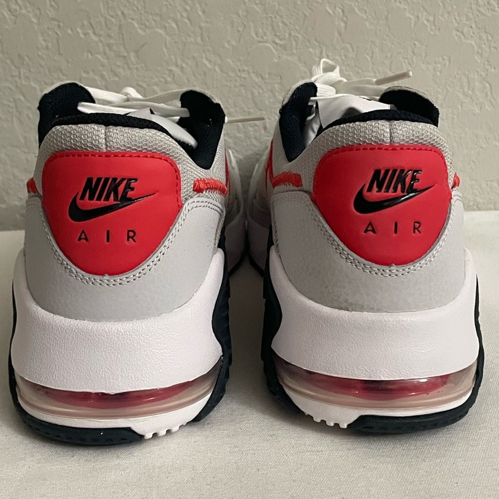Nike NIKE Air Max Excee Athletic Shoes in Photon Dust Men 10.5 Size US 10.5 / EU 43-44 - 5 Thumbnail