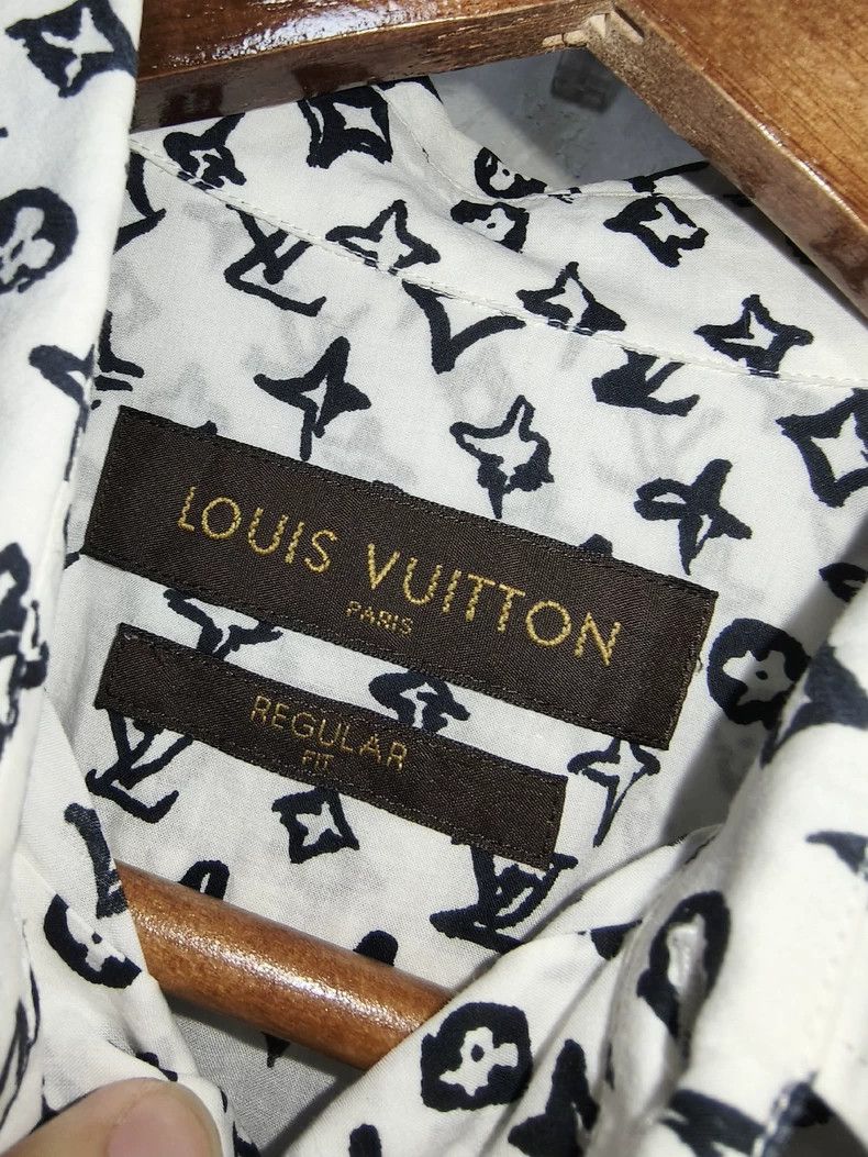 Louis Vuitton LOUIS VUITTON full logo Long sleeve shirt 2501-Nextarrow Size US XXS / EU 40 - 3 Thumbnail