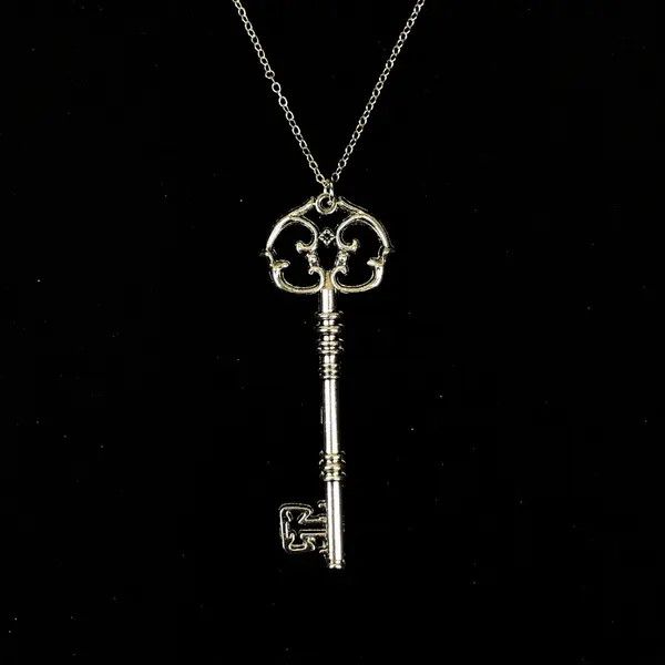 VIBE Gothic Key Pendant Necklace and Punk Necklace Gothic Chain Size ONE SIZE - 3 Thumbnail