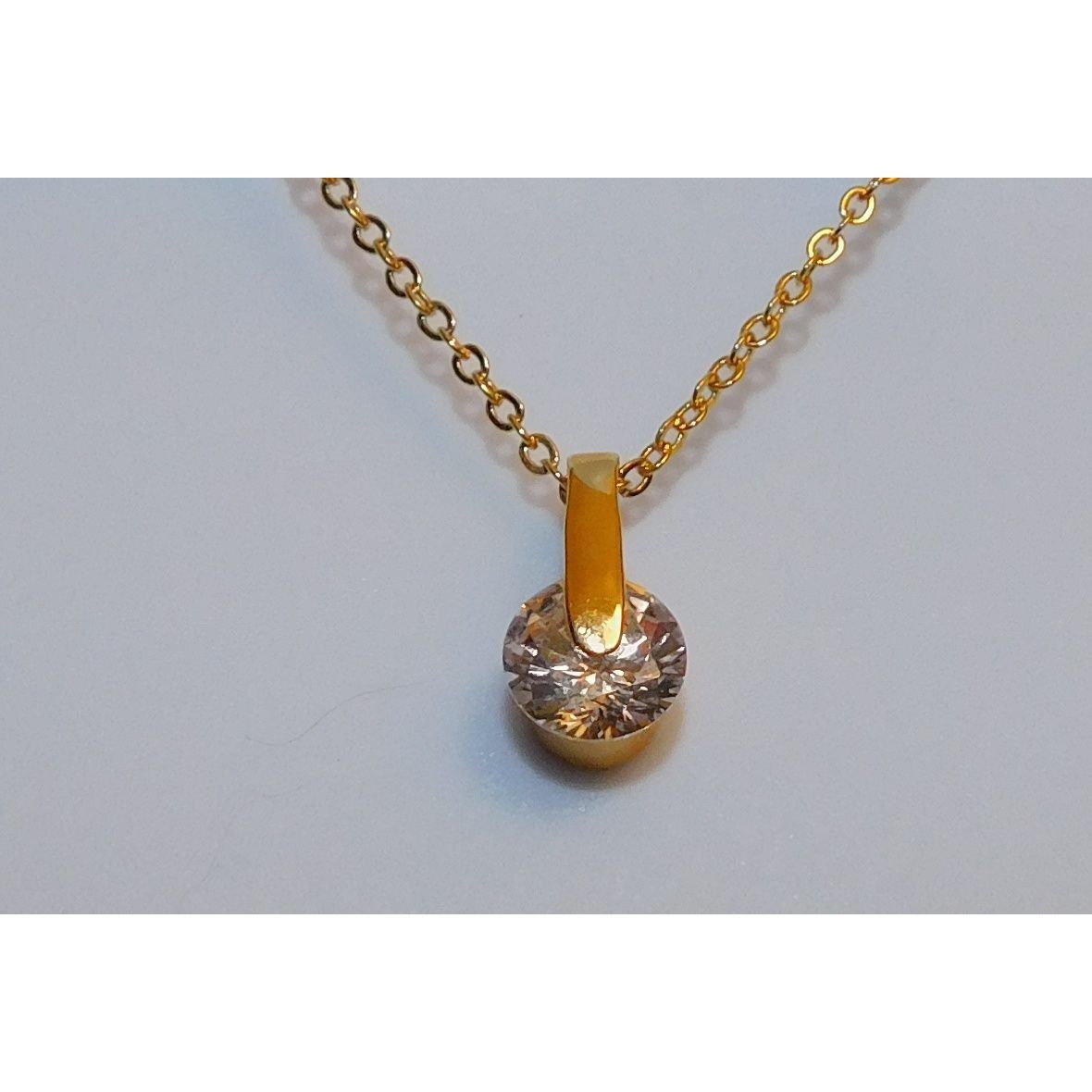 Other Lia Sophia Gold Glass Pendant Necklace Size ONE SIZE - 1 Thumbnail