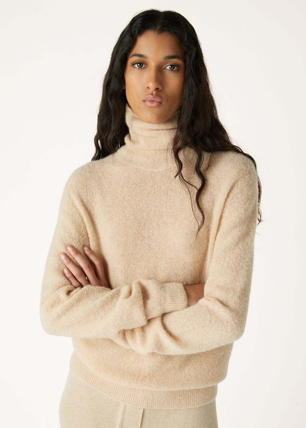 Loro Piana o1w1db10825 FAO4506 Cocooning Turtleneck Sweater in Beige Size L / US 10 / IT 46 - 4 Thumbnail