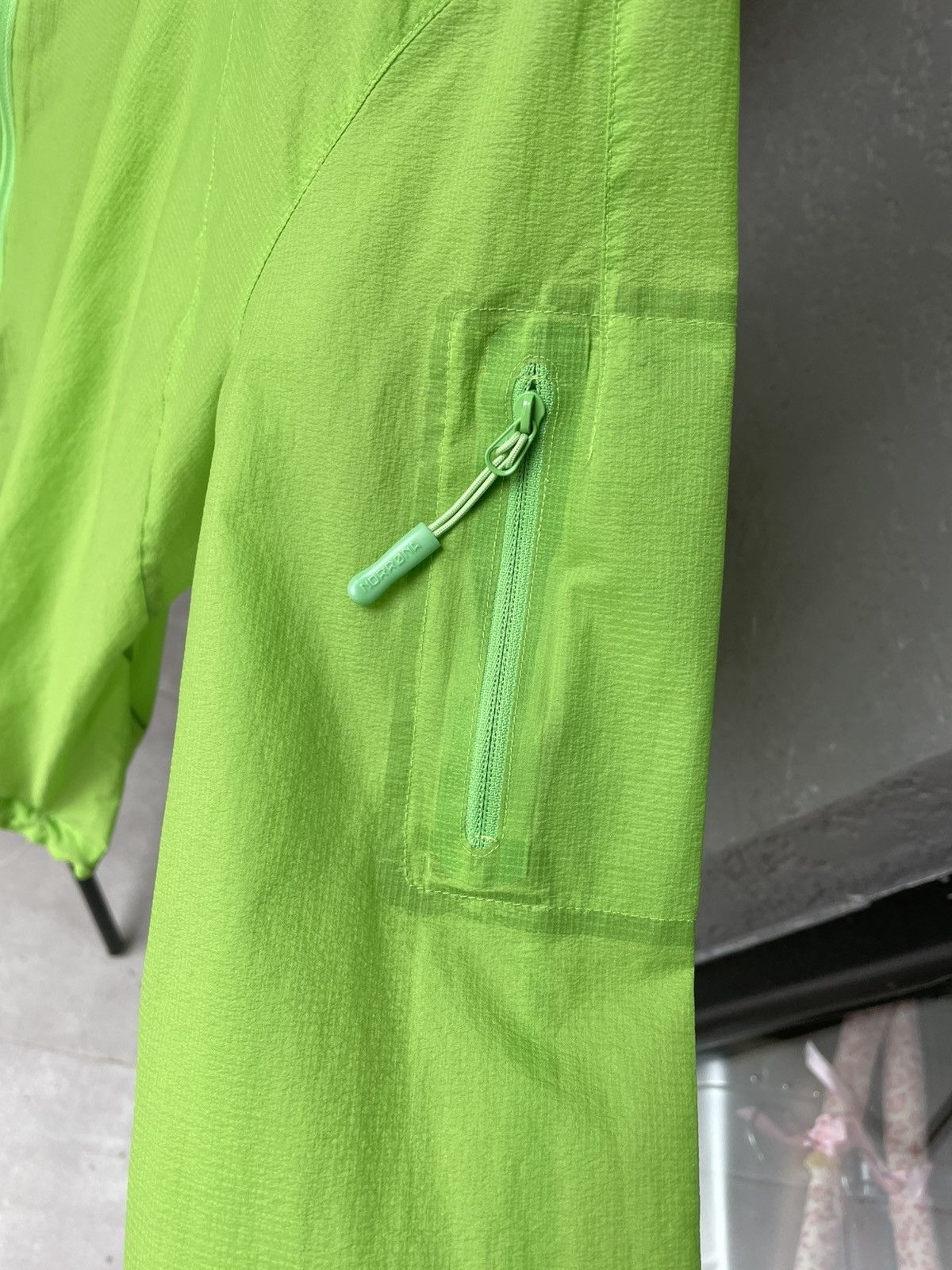 Norrona Norrona Bitihorn aero 100 Jacket Size L / US 10 / IT 46 - 4 Thumbnail