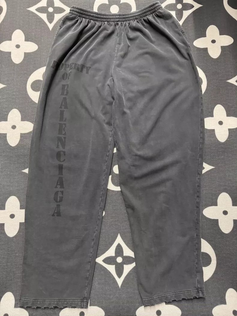 Balenciaga Balenciaga size M Make old washed printed trousers Size US 27 - 1 Thumbnail