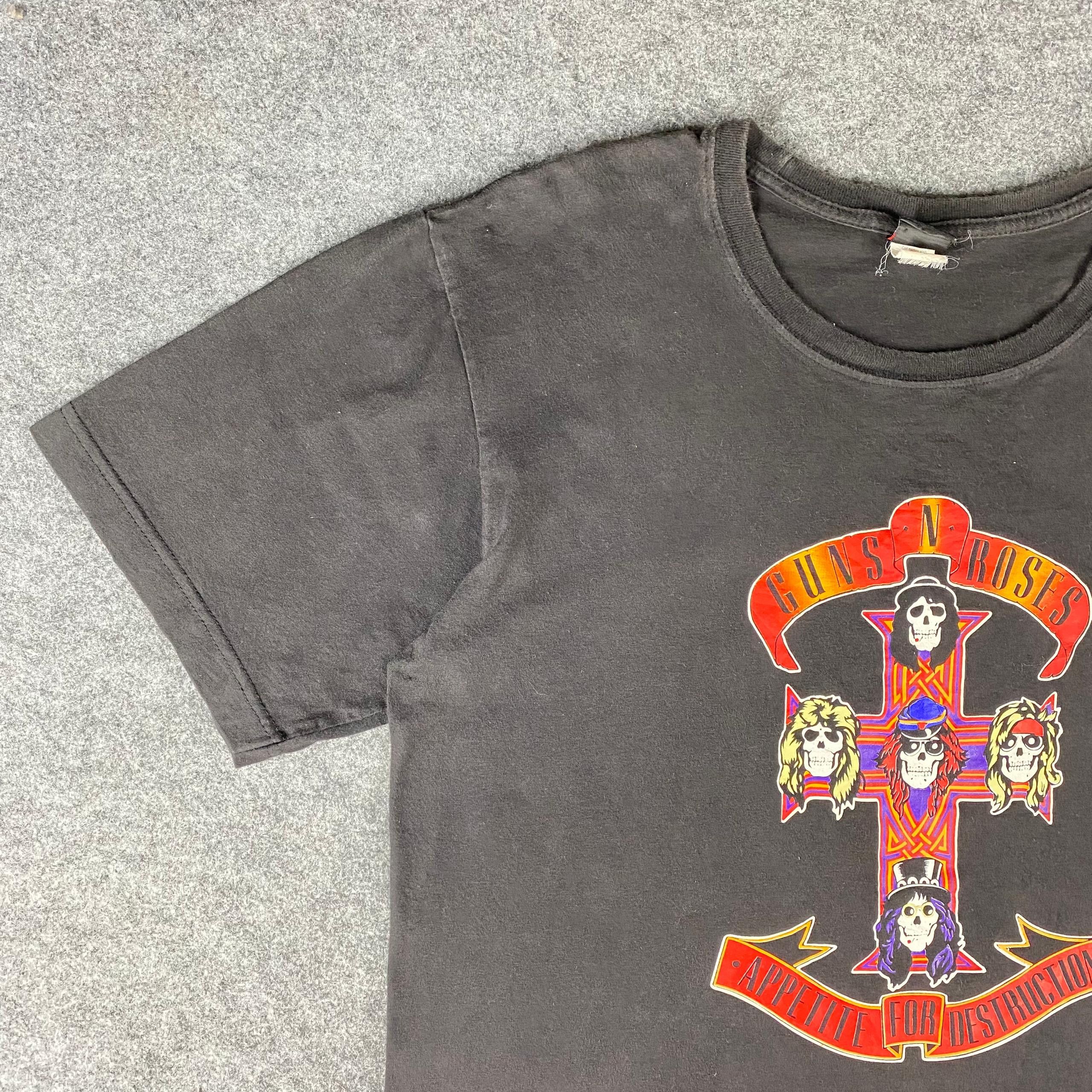 Band Tees Vintage 90s Guns & Roses Tshirt Size US L / EU 52-54 / 3 - 6 Thumbnail
