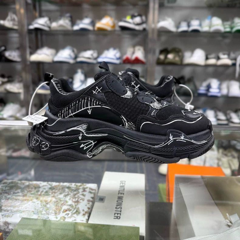 Balenciaga Balenciaga Triple Sneakers in Black Color-2506 Size US 7 / IT 37 - 4 Thumbnail