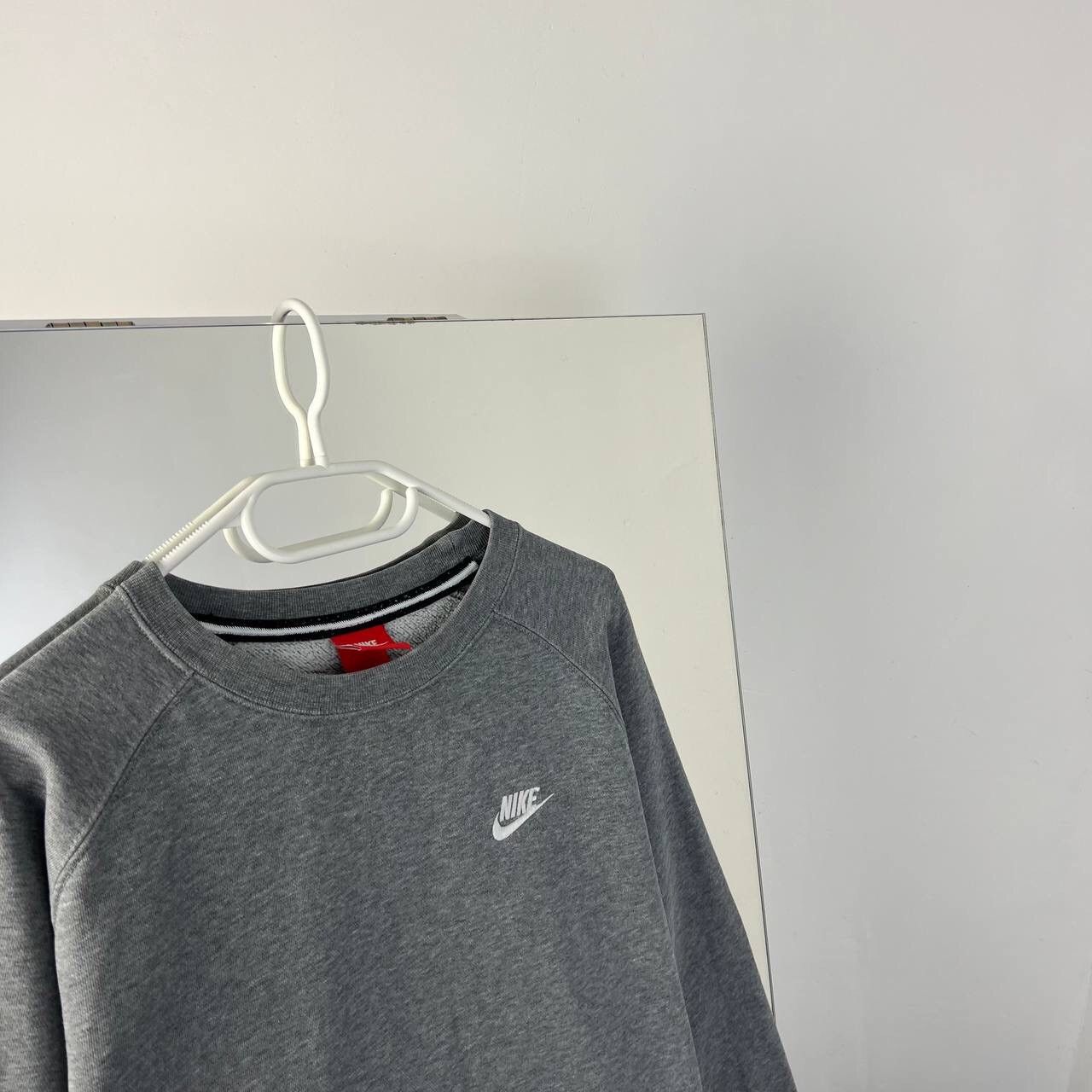 Nike Y2k Boxy Fit Vintage Sweatshirt Nike Mini Swoosh Oversized Size US L / EU 52-54 / 3 - 2 Thumbnail