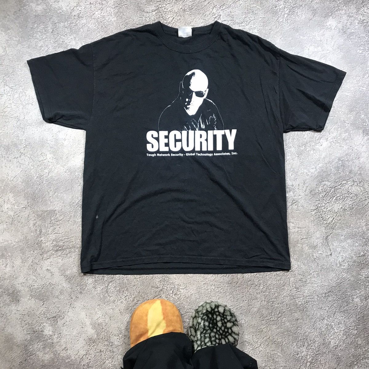 Vintage Vintage 90s Security Graphic Tee Y2K Streetwear Relaxed XL Size US XL / EU 56 / 4 - 1 Thumbnail