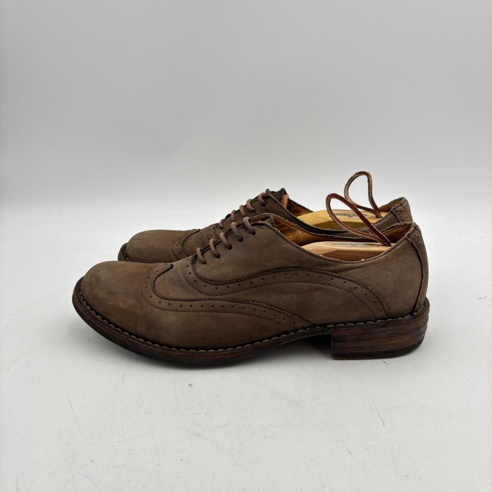 Fiorentini + Baker Fiorentini + Baker Wingtip Oxford Dress Shoes Leather 9 Size US 9 / EU 42 - 5 Thumbnail