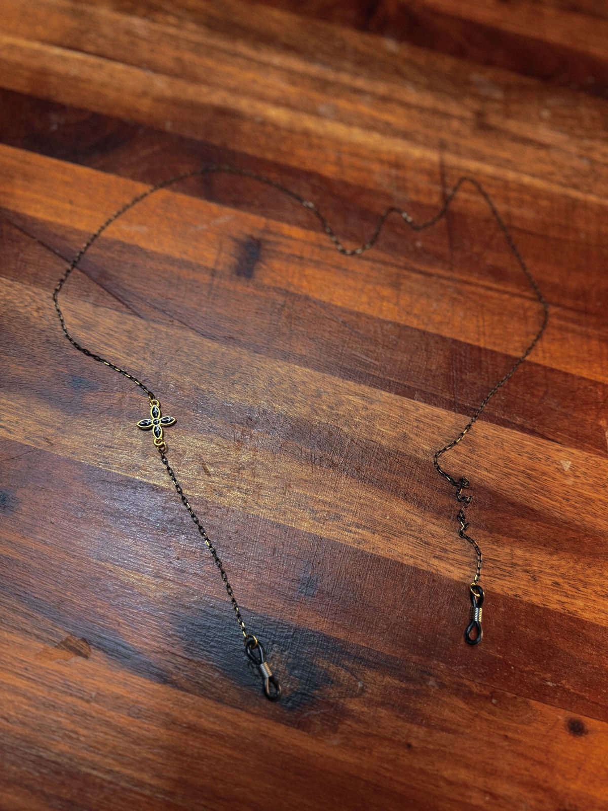Other Vintage-Inspired Eyeglass Chain with Delicate Flower Accent Size ONE SIZE - 2 Thumbnail