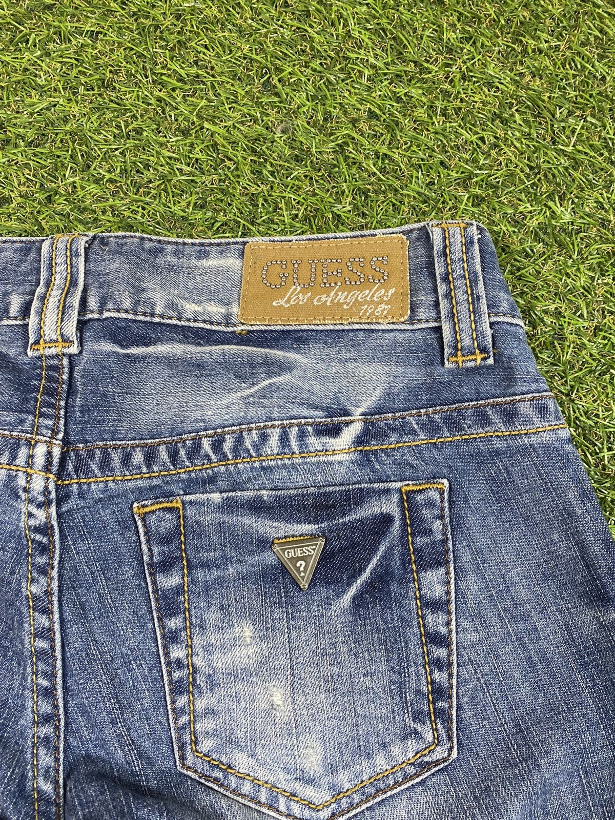 Guess Vintage Guess flared jeans denim faded streetwear size 26 Size 26" / US 2 / IT 38 - 6 Thumbnail