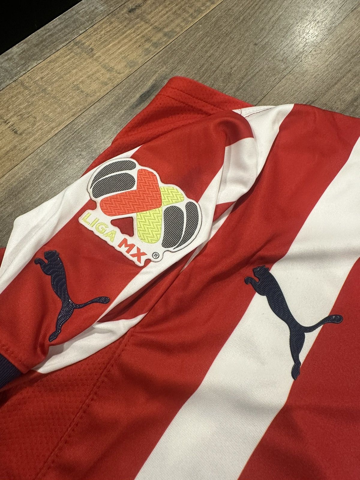 Puma Puma Chivas Player version Authentic 23-24 season Size US L / EU 52-54 / 3 - 6 Thumbnail
