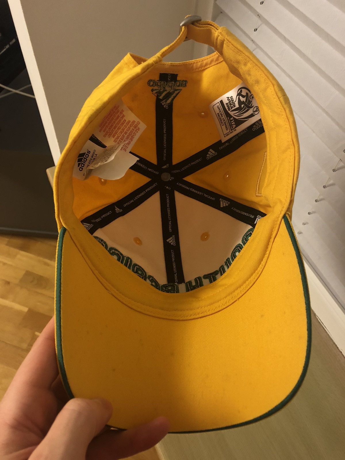 Adidas × Vintage RARE FIFA WORLD CUP 2010 SOUTH AFRICA SOCCER FOOTBALL HAT Size ONE SIZE - 7 Thumbnail