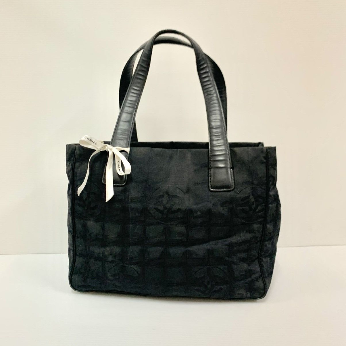 Chanel Chanel Traveline Small Black Tote Bag Size ONE SIZE - 1 Thumbnail