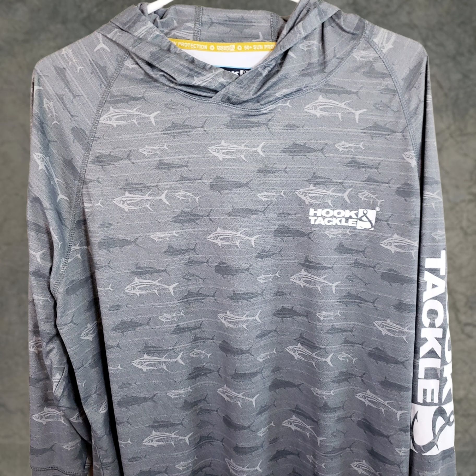 Vintage Hook & Tackle Hoodie Shirt Men L Gray Fish Pattern Long Sleeve Lightweight 50spf Hooded Size US L / EU 52-54 / 3 - 1 Thumbnail