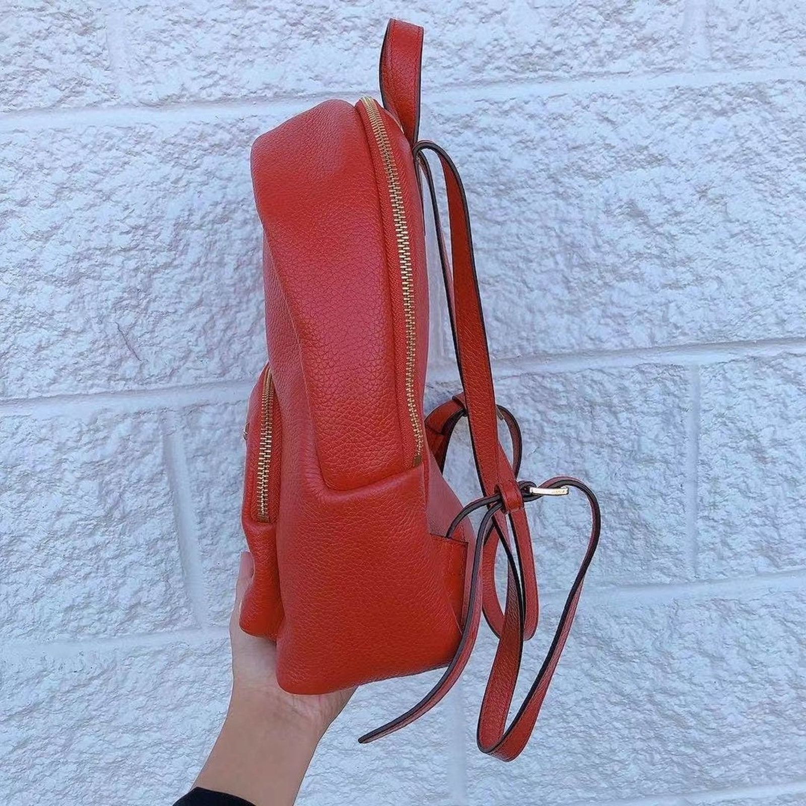 Michael Kors Michael Kors Erin 35F0GERB8L Medium Leather Backpack Flame Size ONE SIZE - 2 Thumbnail