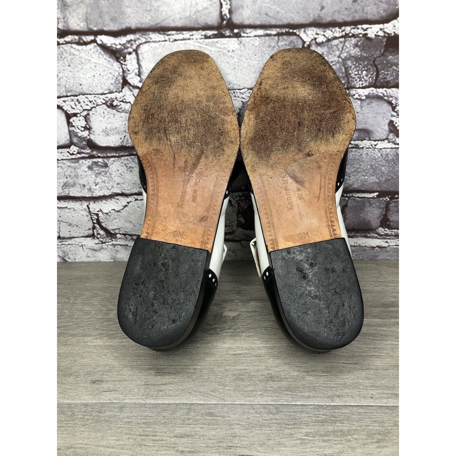 Kenneth Cole Kenneth Cole New York Black White Leather Kiltie Flats Shoes Size US 9 / IT 39 - 13 Thumbnail